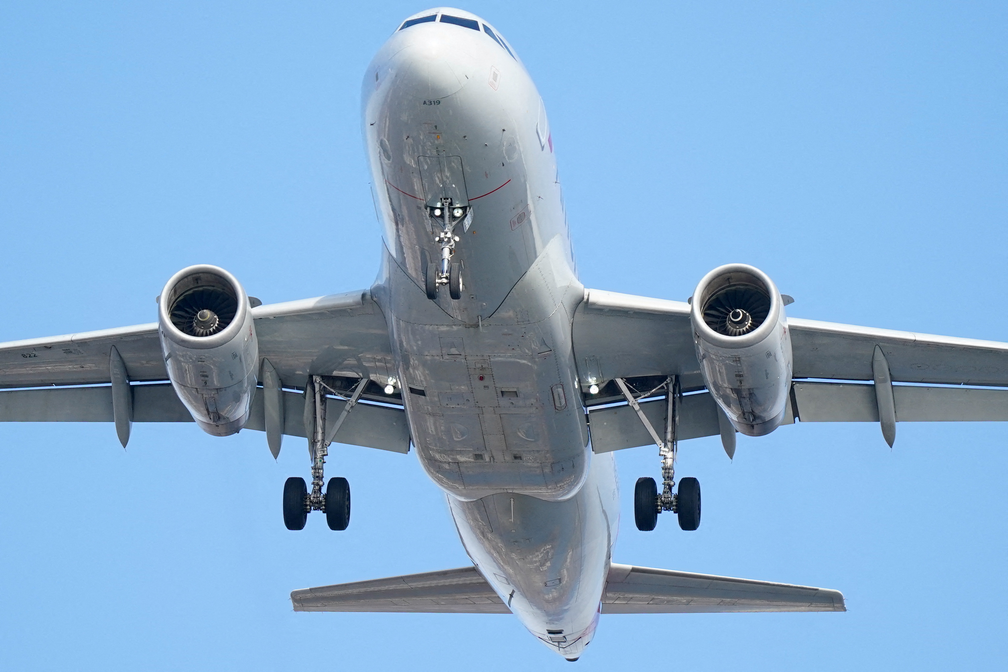 5G technology may conflict with commercial aviation