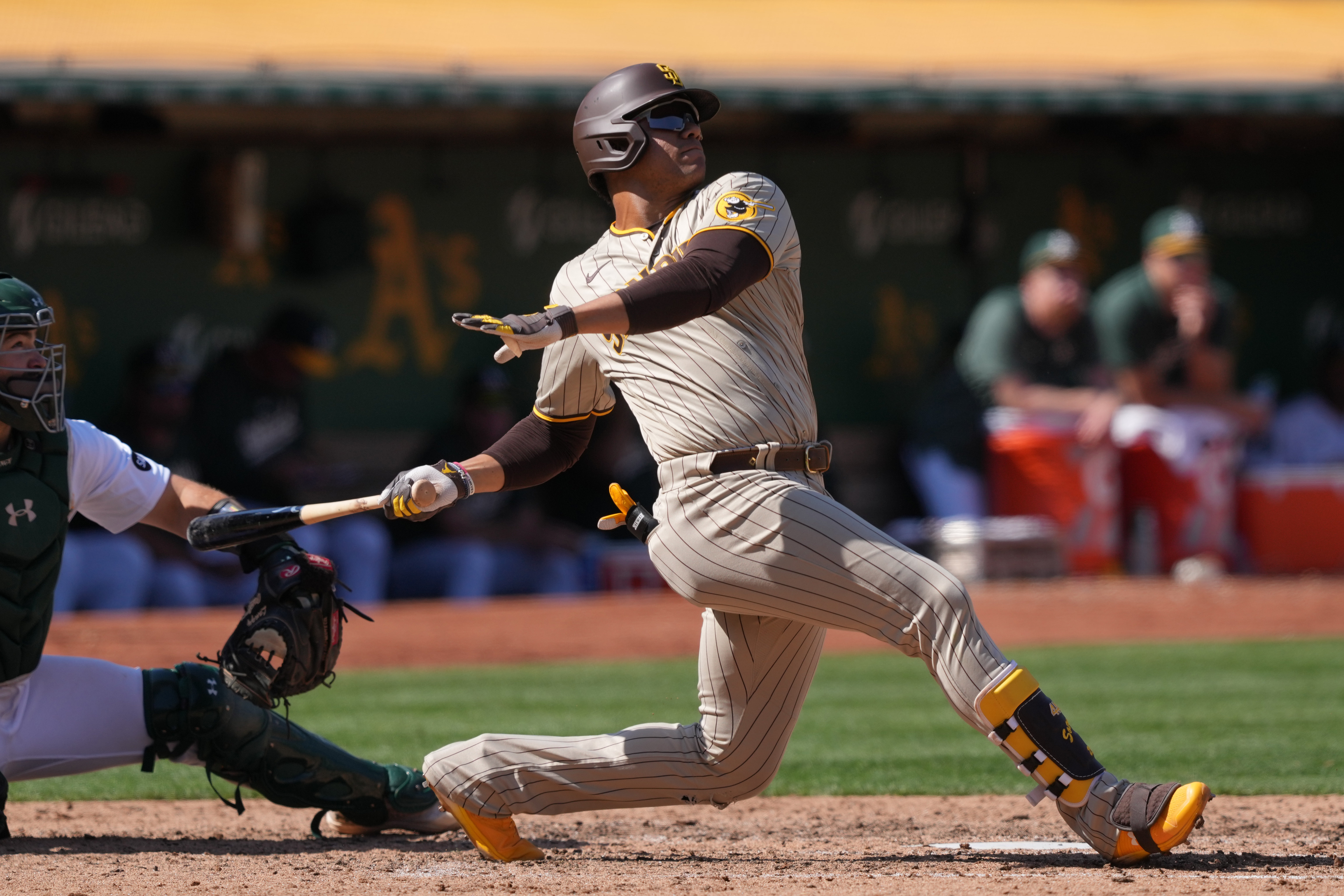 Juan Soto hits two HRs, drives in six to power Padres past A's