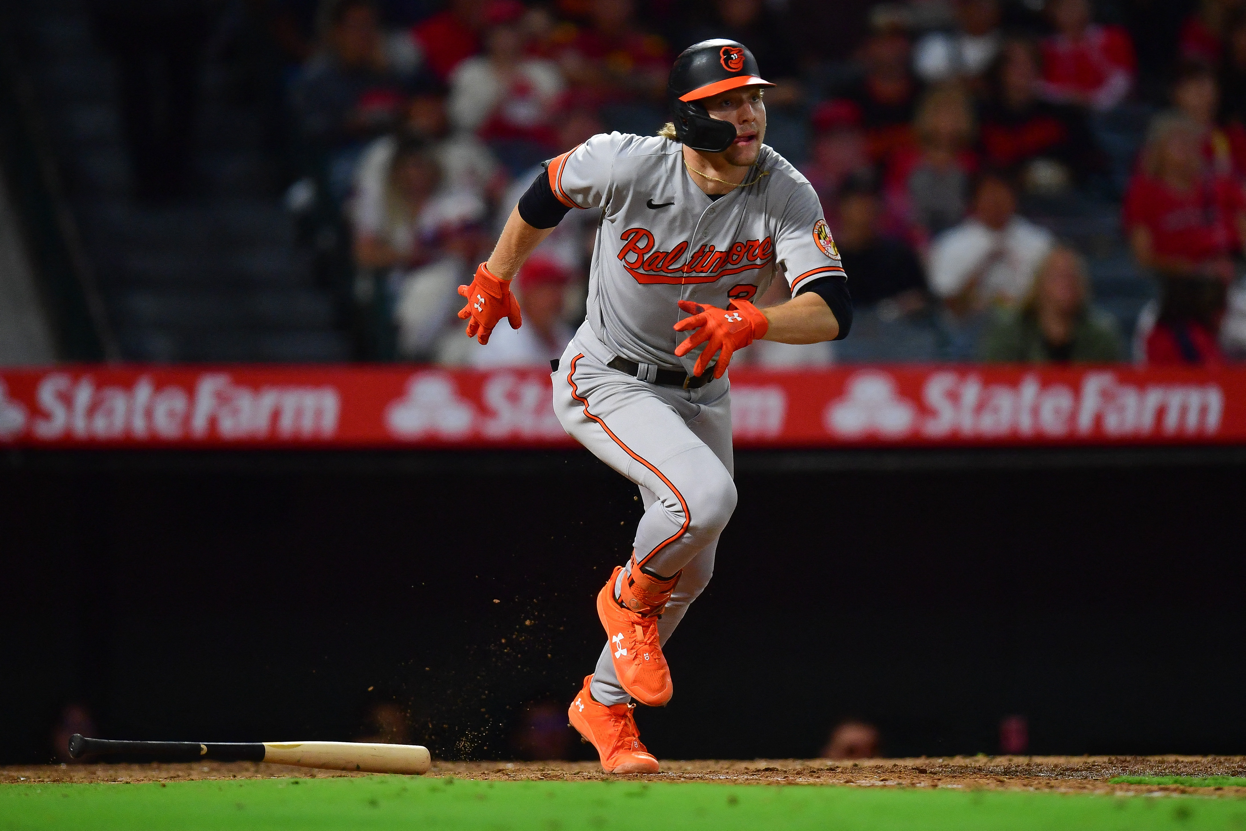 Hicks homers and drives in 4 as the Orioles beat the Rays 8-6