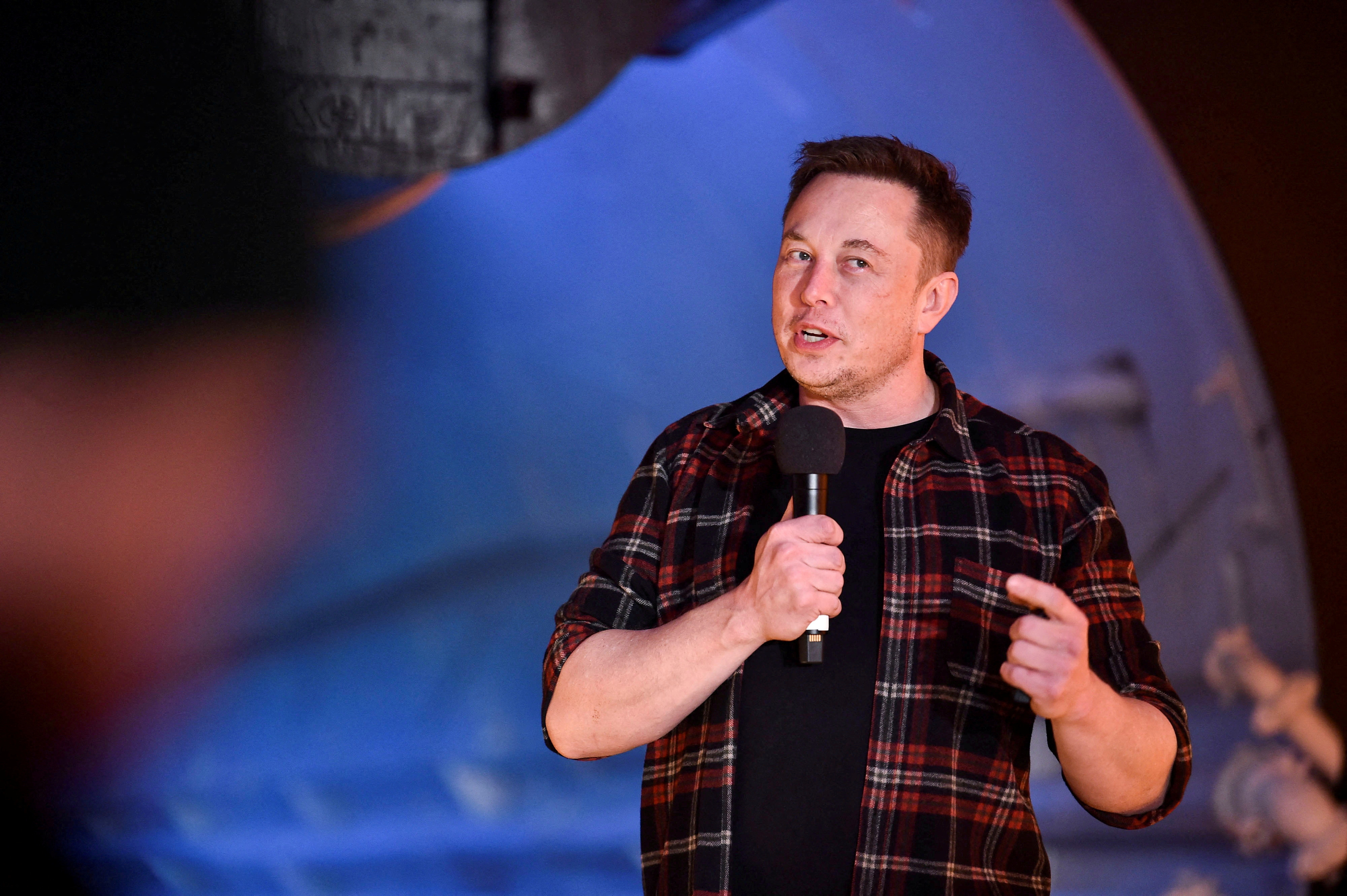 Elon Musk expects Neuralink’s brain chip to begin human trials in 6 months