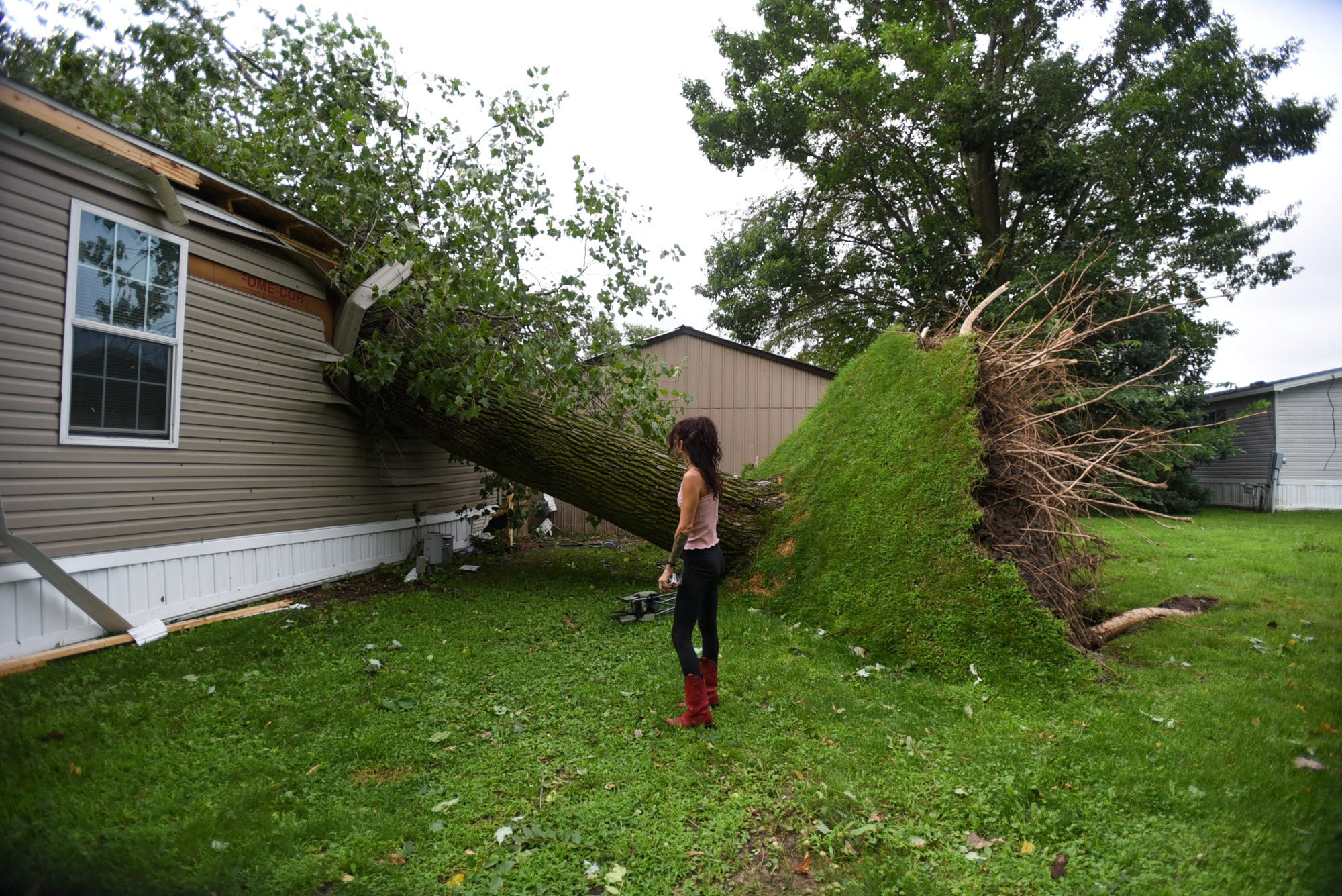 At least five people dead after storms rip through Michigan | Reuters