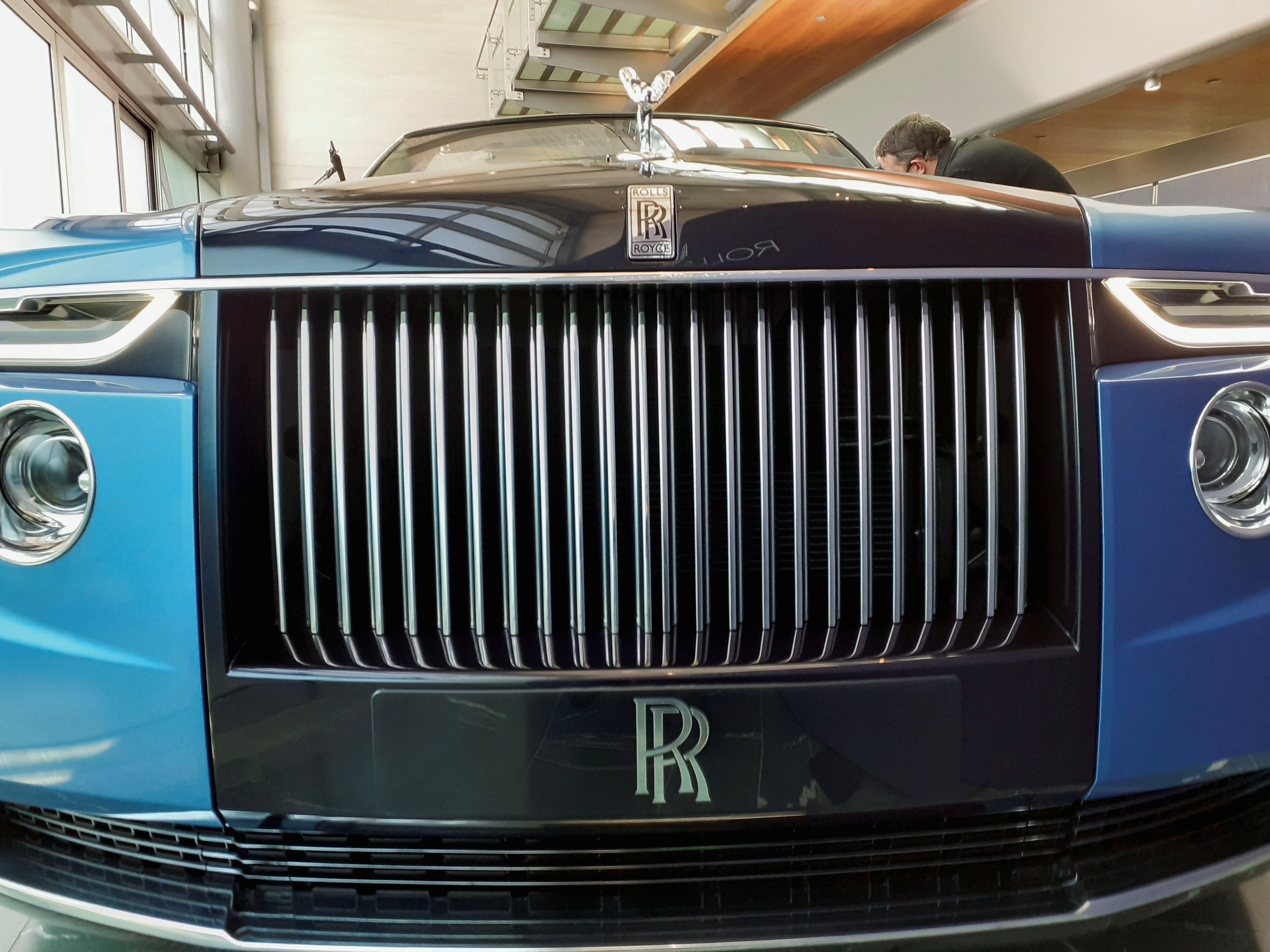 First Look This is the allnew RollsRoyce Ghost  Autonews  Gulf News
