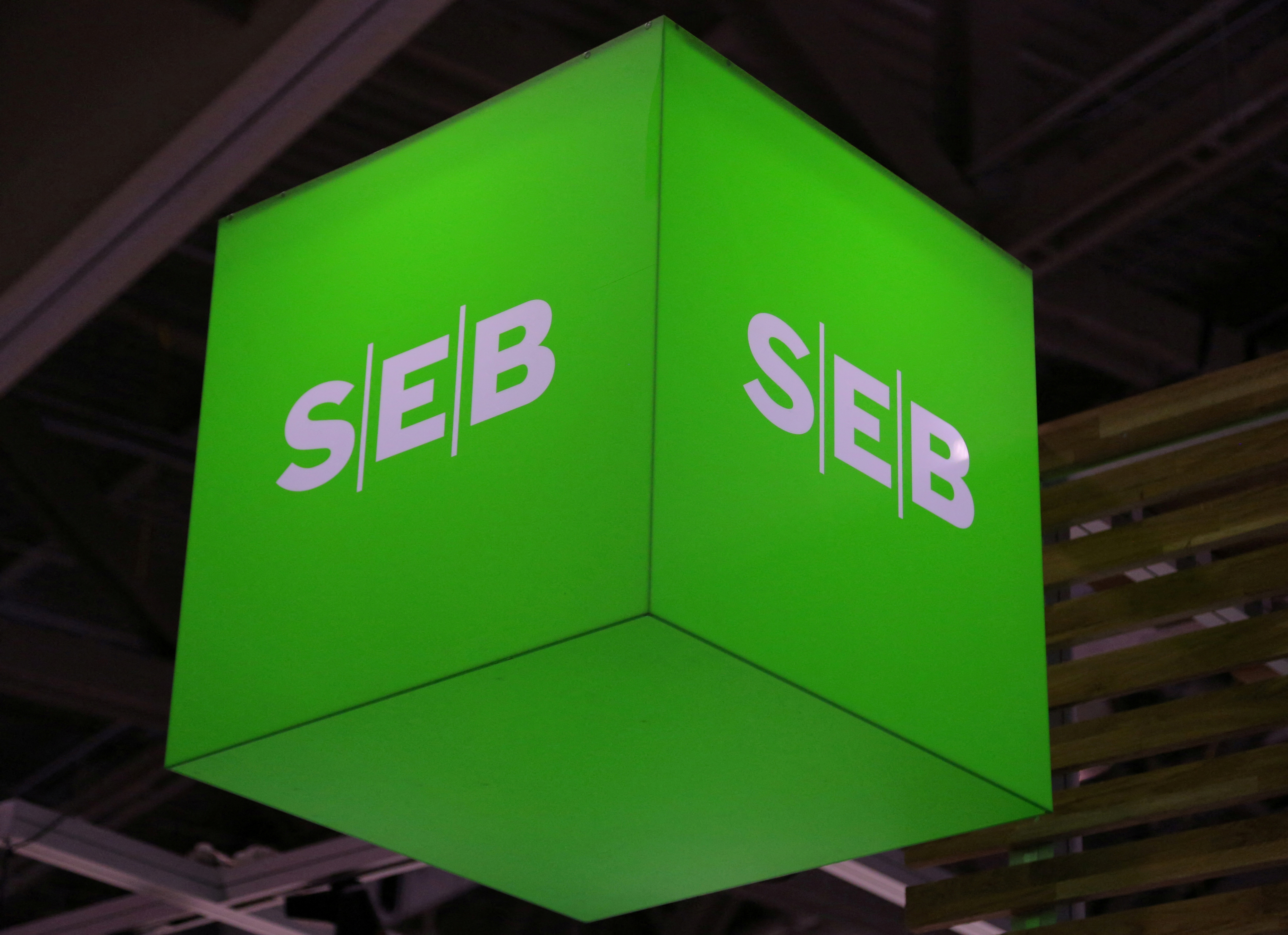 Swedish bank SEB hit with $575 mln German tax demand