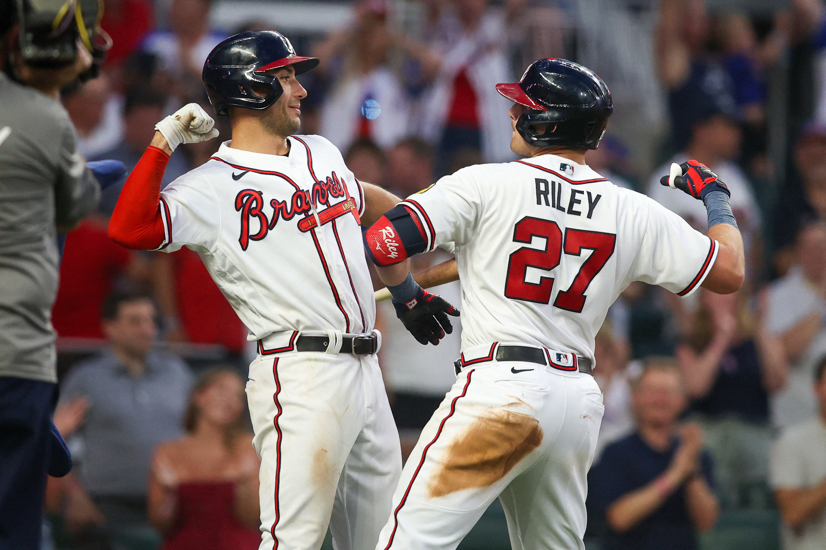 Diamondbacks outlast the Braves 16-13 to snap 4-game losing streak - ABC  News