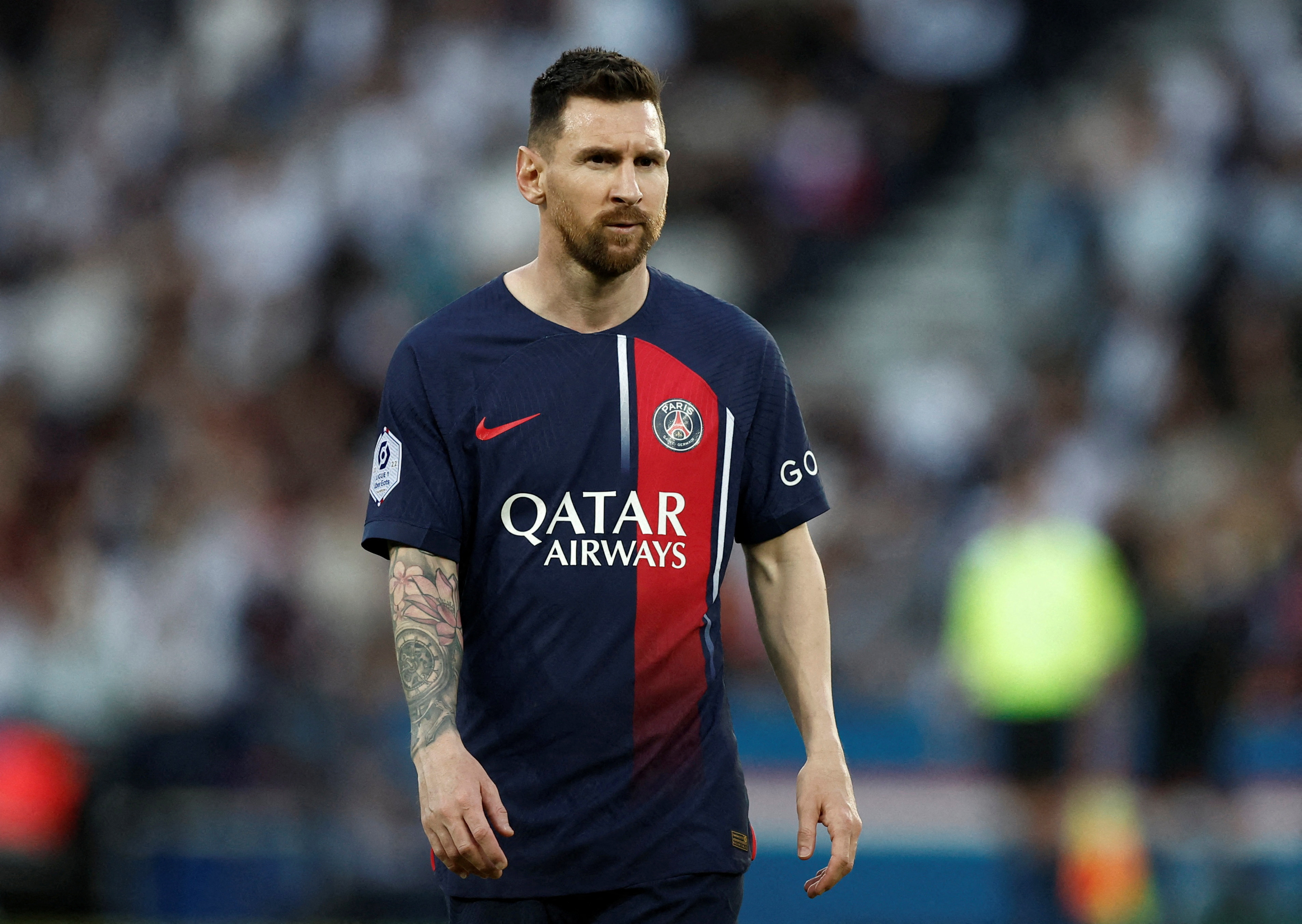 Argentina's Messi keen on rejoining Barcelona, says father