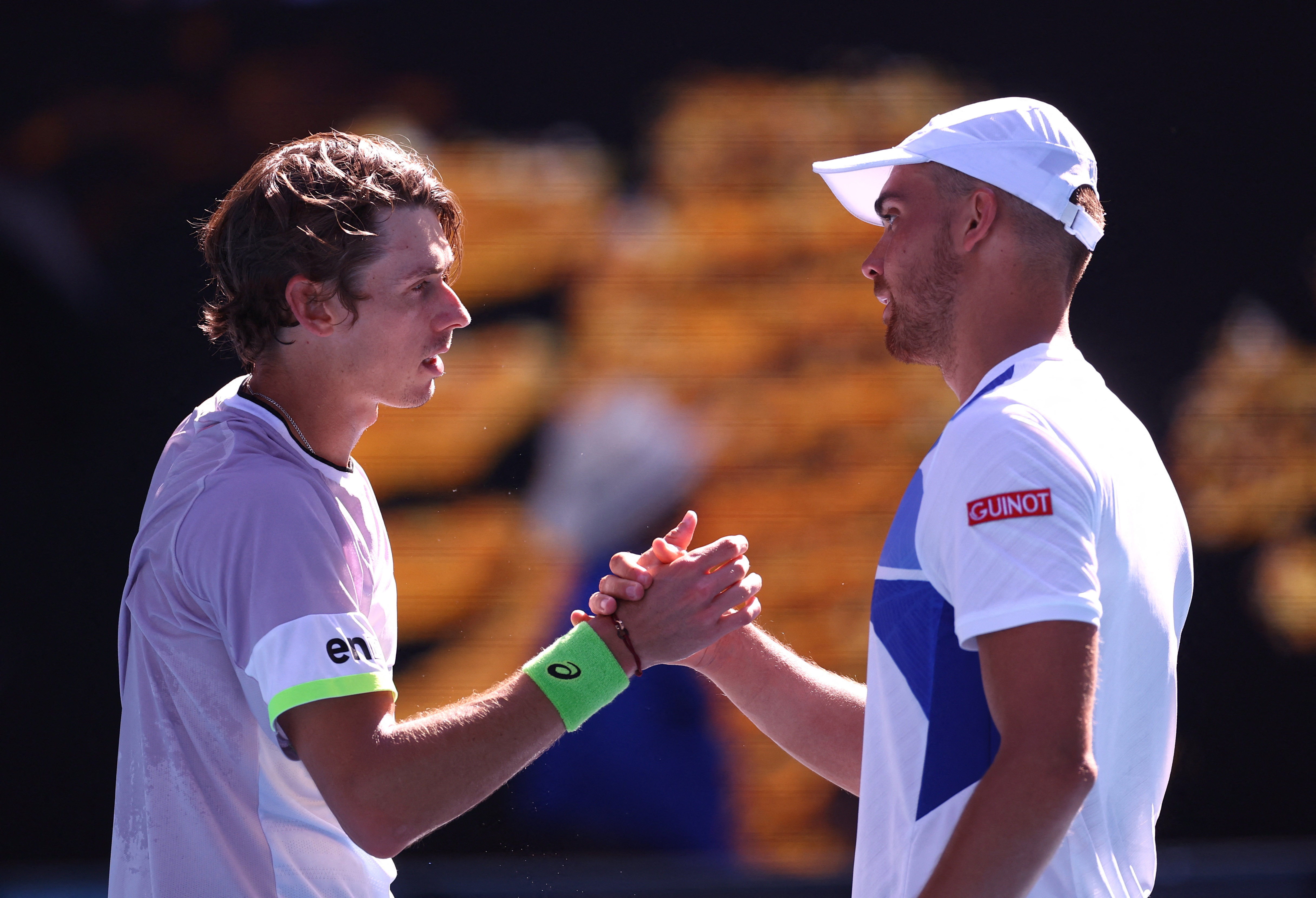 Djokovic faz seu melhor jogo, atropela De Minaur e vai às quartas na  Austrália - Esportes - R7 Mais Esportes