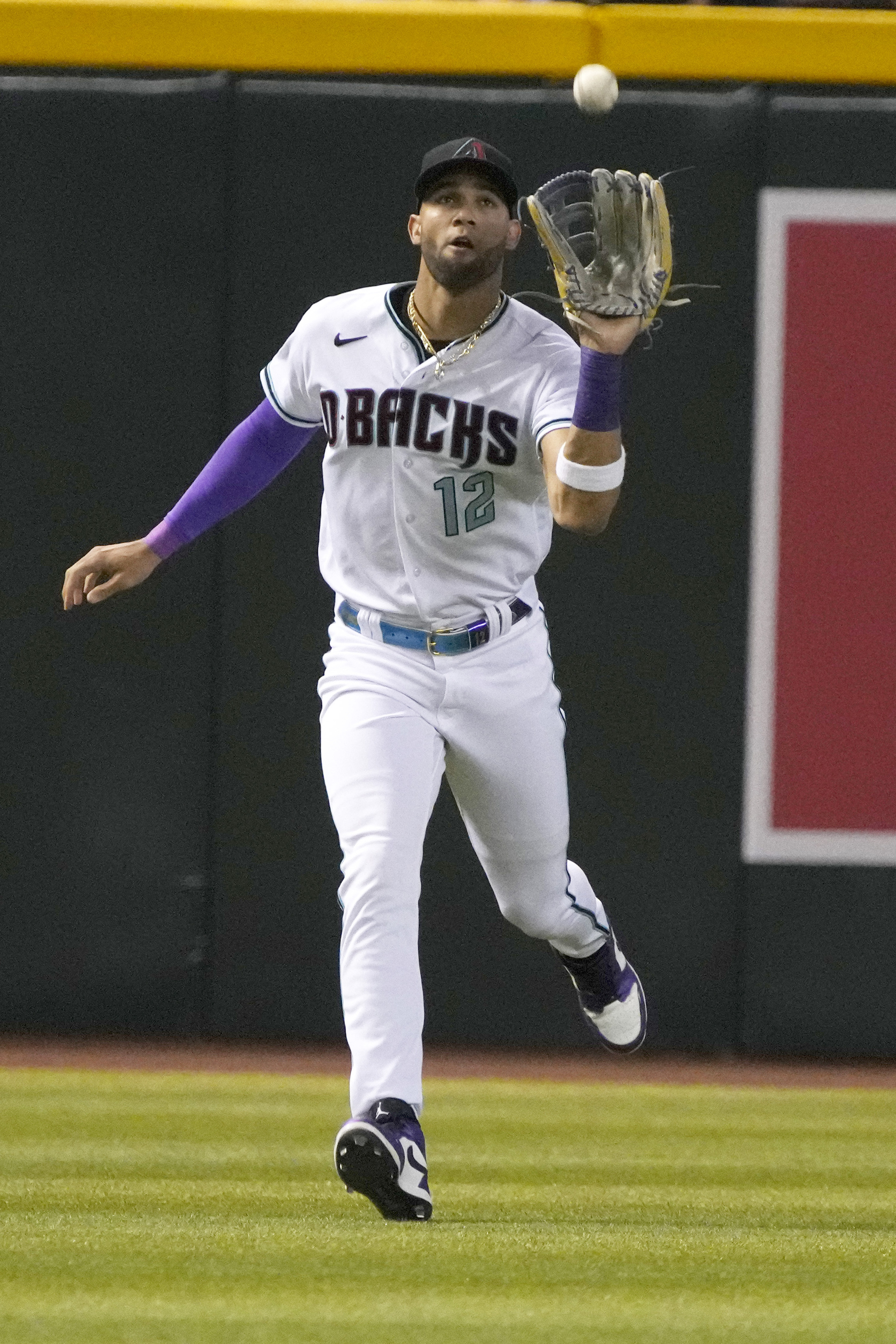 Díaz's HR, Freeland's arm key Rockies' 2-0 win over Pirates