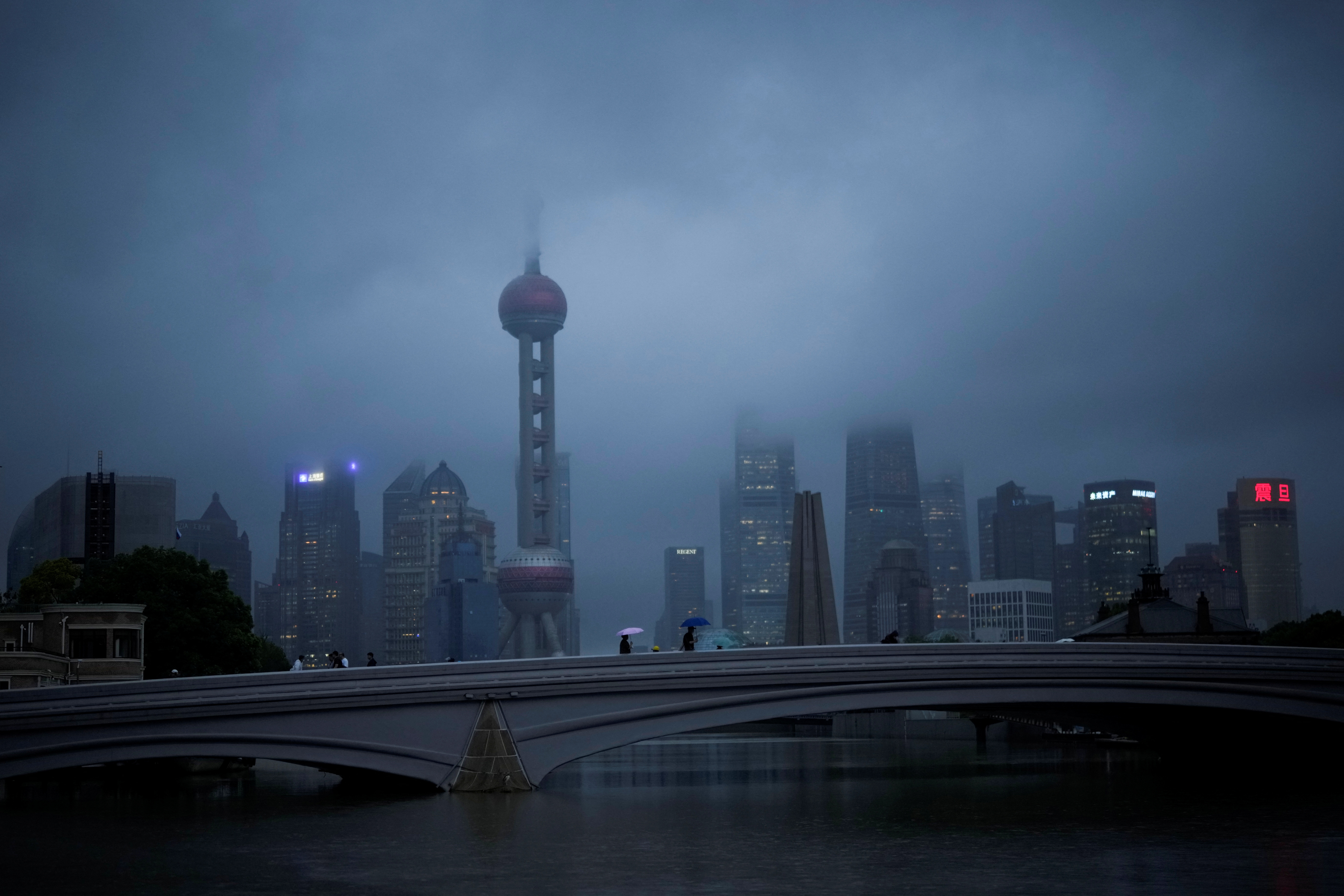 Typhoon Muifa in Shanghai