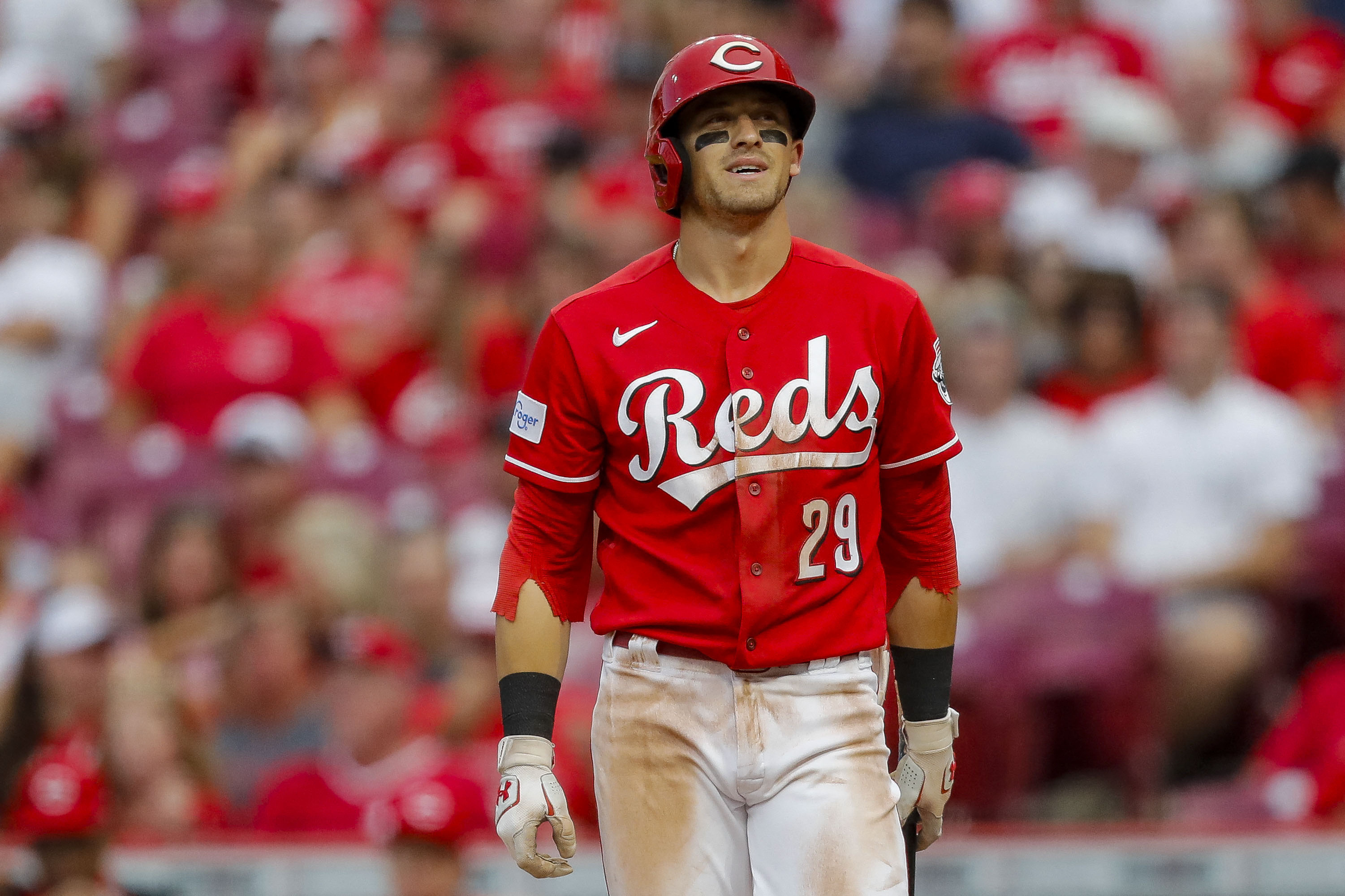 C. Notes: The Cincinnati Reds' number crunch, and more on that