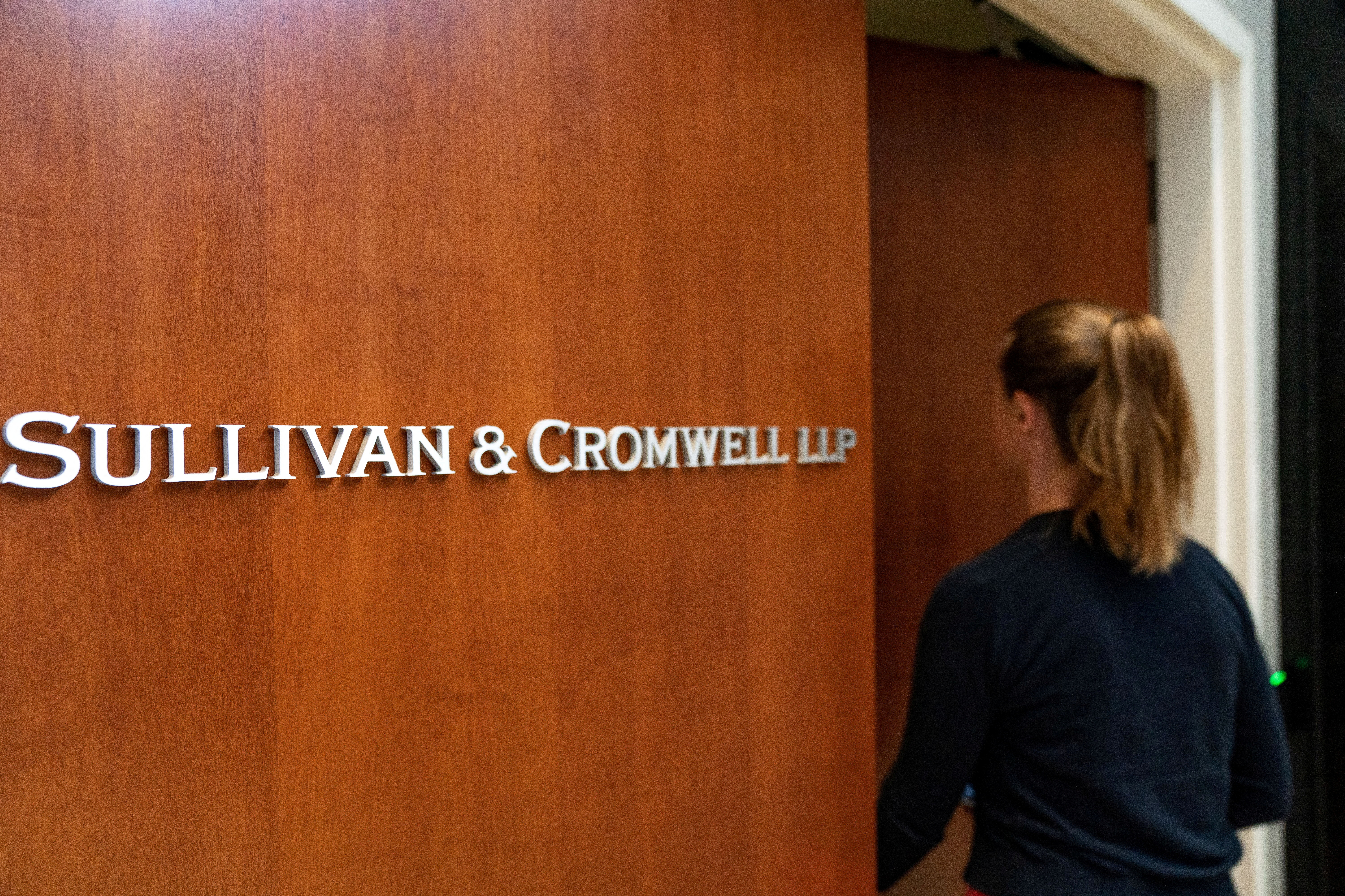 Sullivan Cromwell law firm