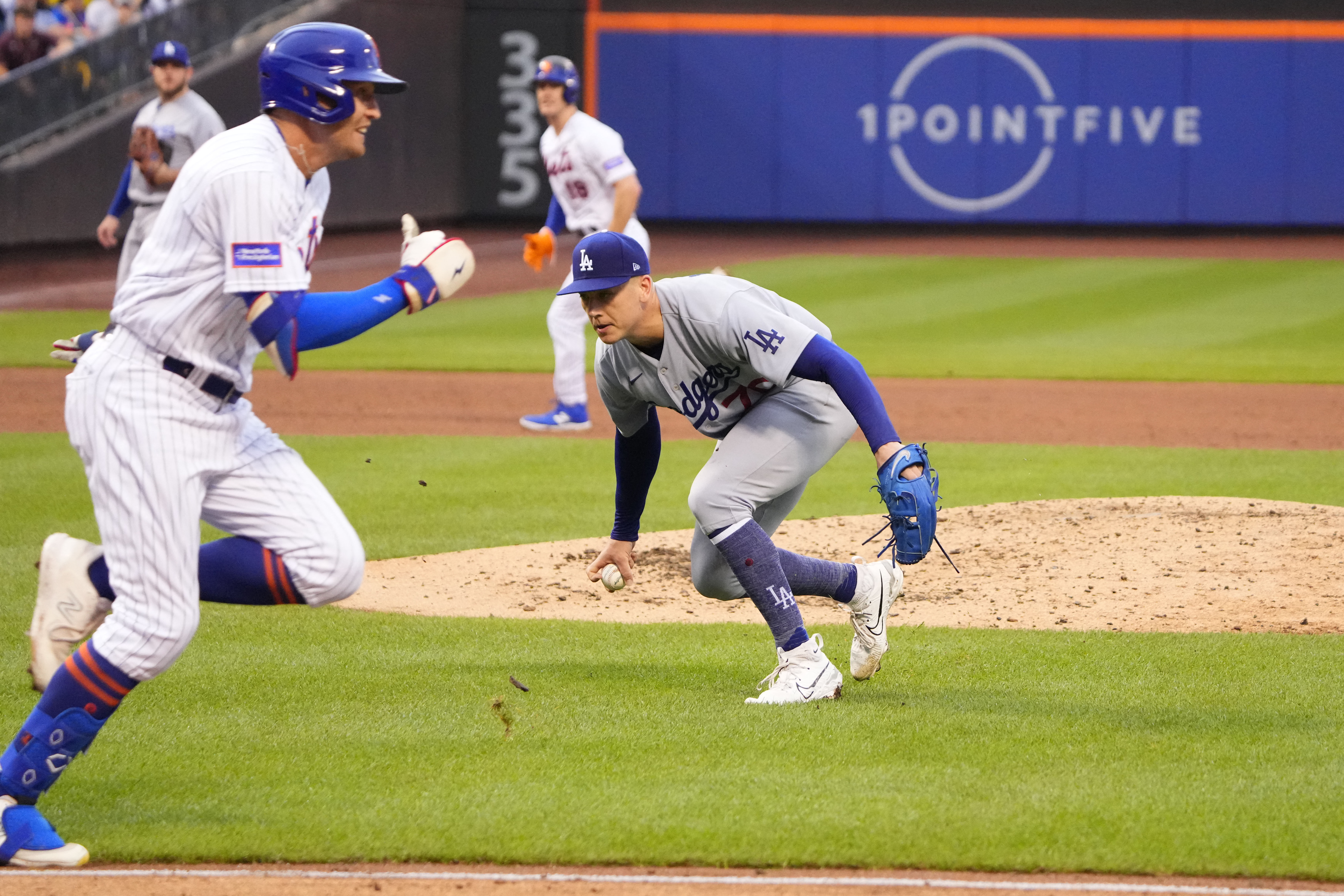 Luis Guillorme's walk-off double gets Mets past Dodgers in 10 innings to  end losing streak - Newsday