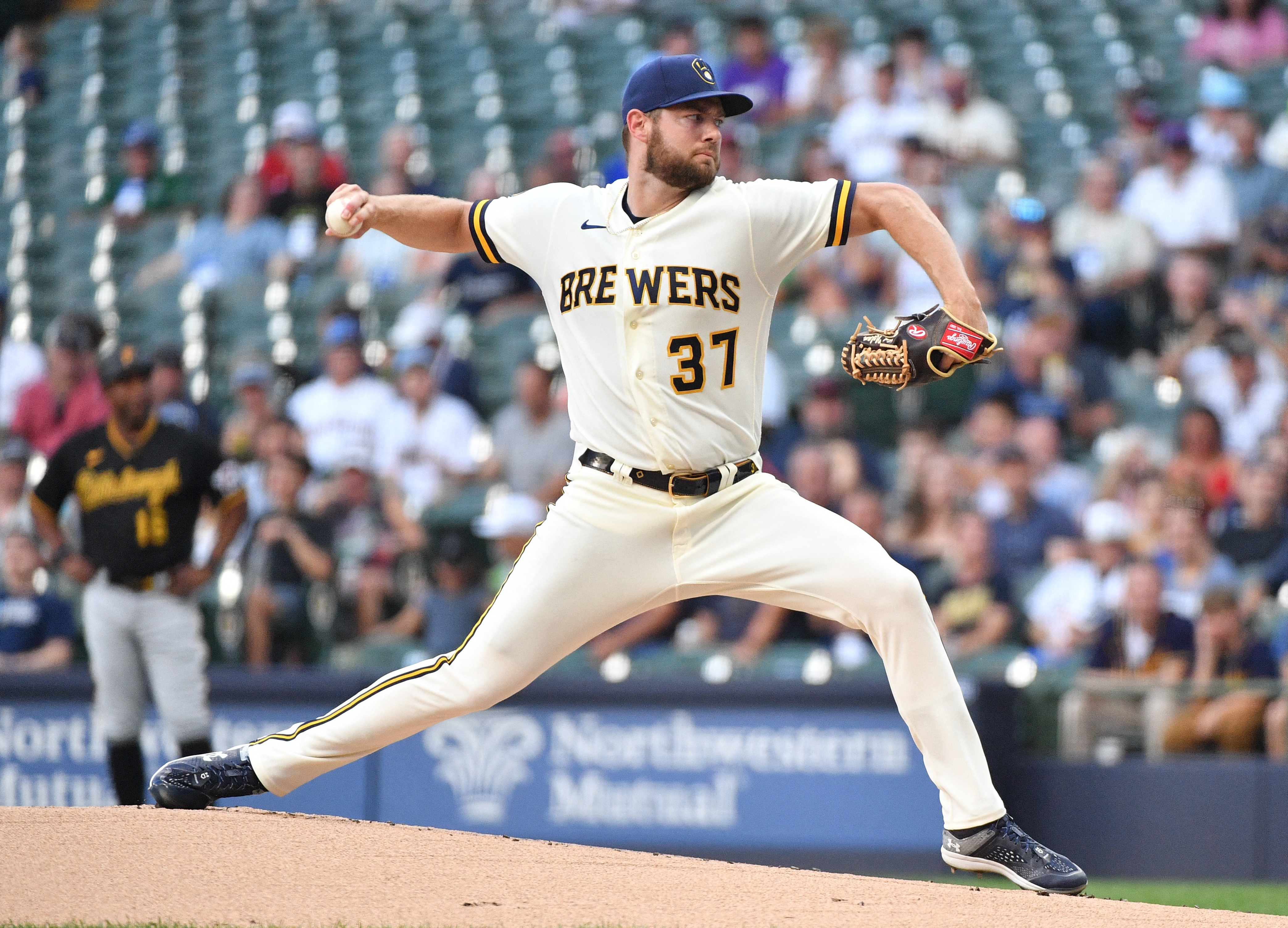 Brice Turang, Sal Frelick hit 3-run homers in the Brewers' 14-1