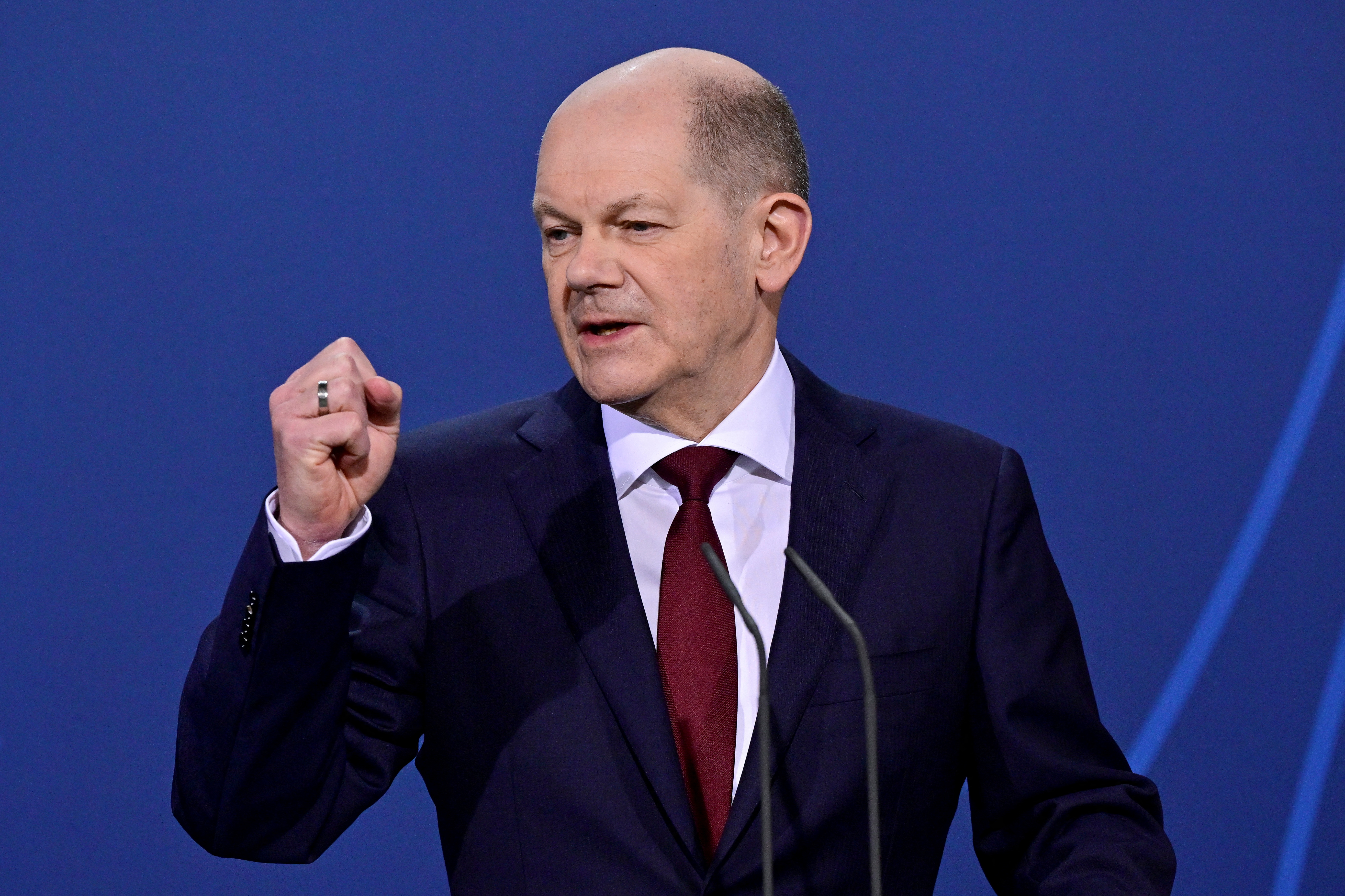 Finland's Prime Minister Sanna Marin and German Chancellor Olaf Scholz address a news conference in Berlin