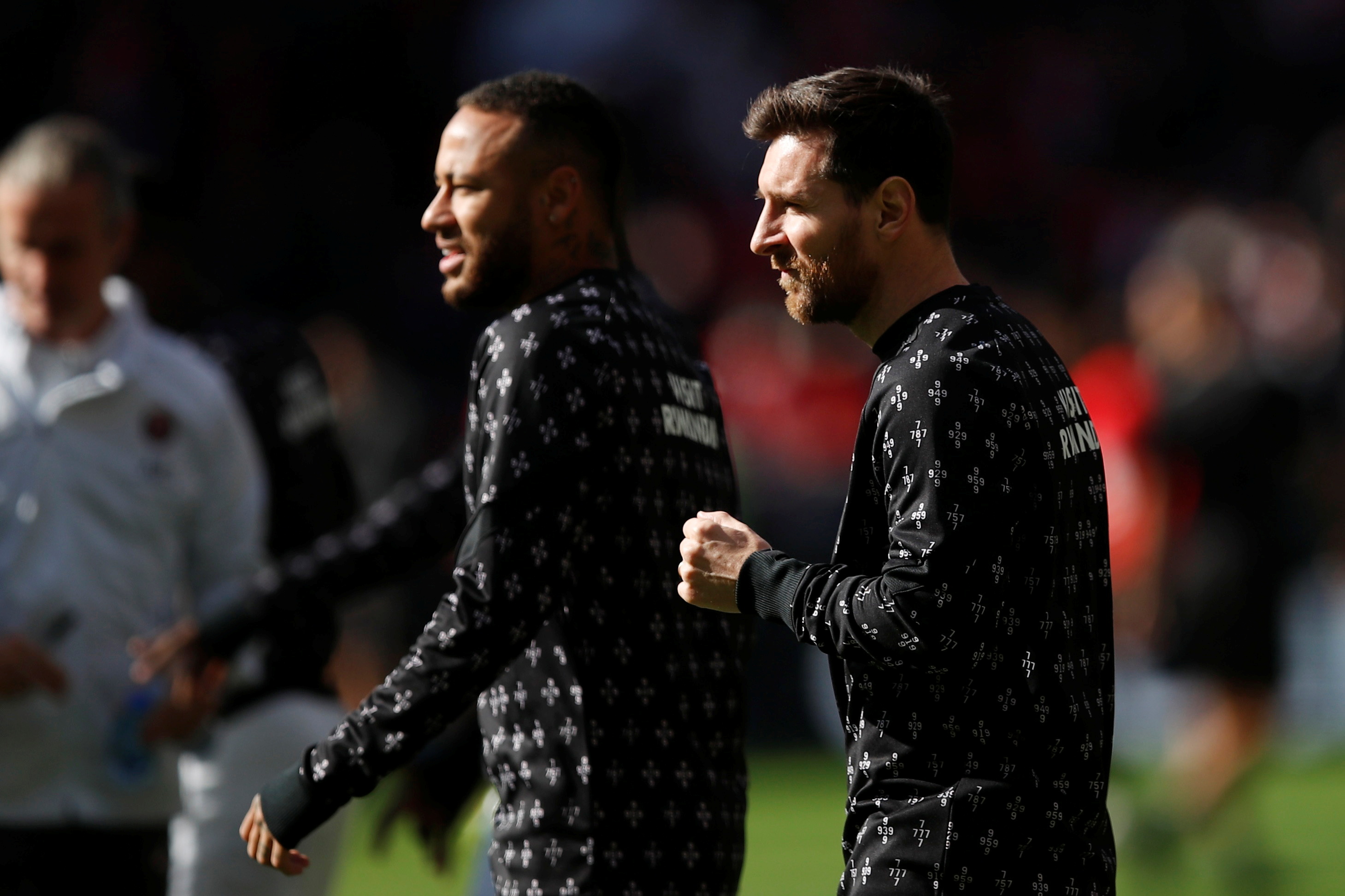 Soccer Football - Ligue 1 - Stade Rennes v Paris St Germain - Roazhon Park, Rennes, France - October 3, 2021 Paris Saint-Germain's Lionel Messi and Neymar during the warm up before the match REUTERS/Stephane Mahe