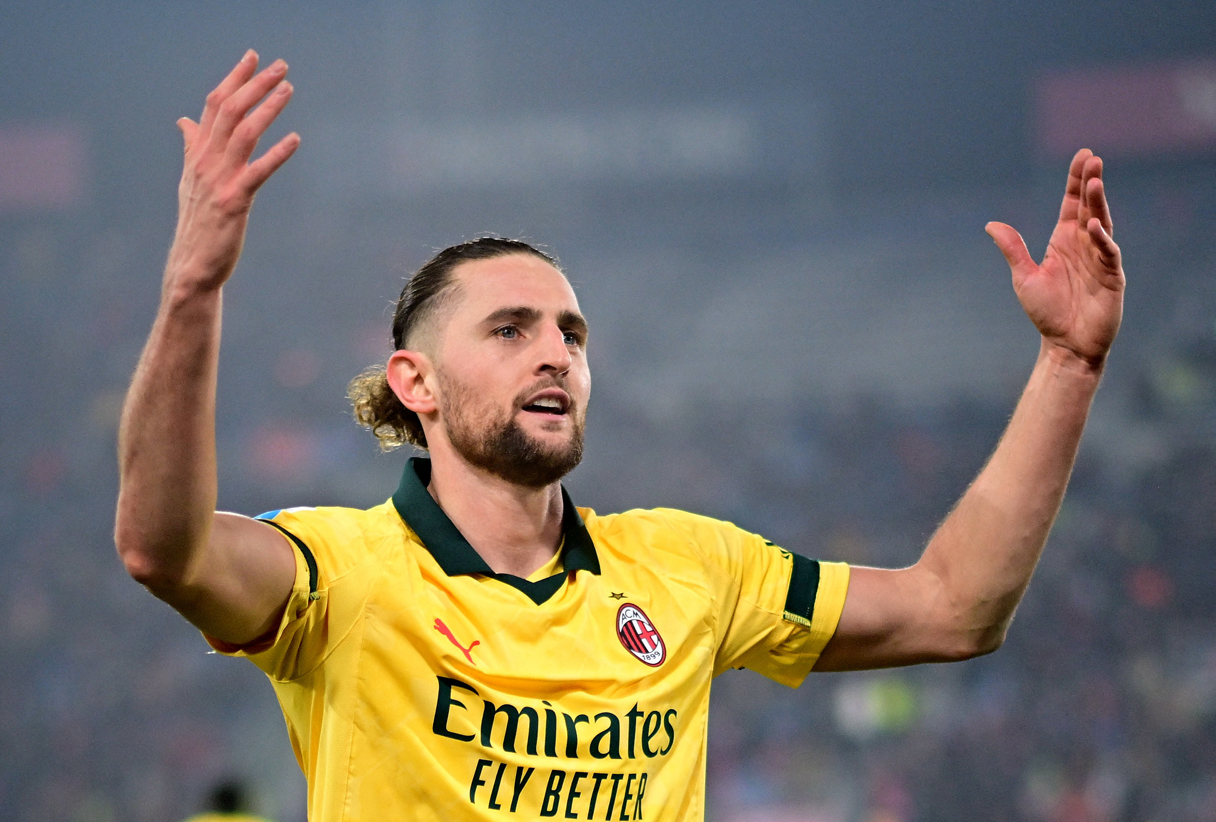 サッカー＝ACミラン、ボローニャに完勝 セリエA | ロイター