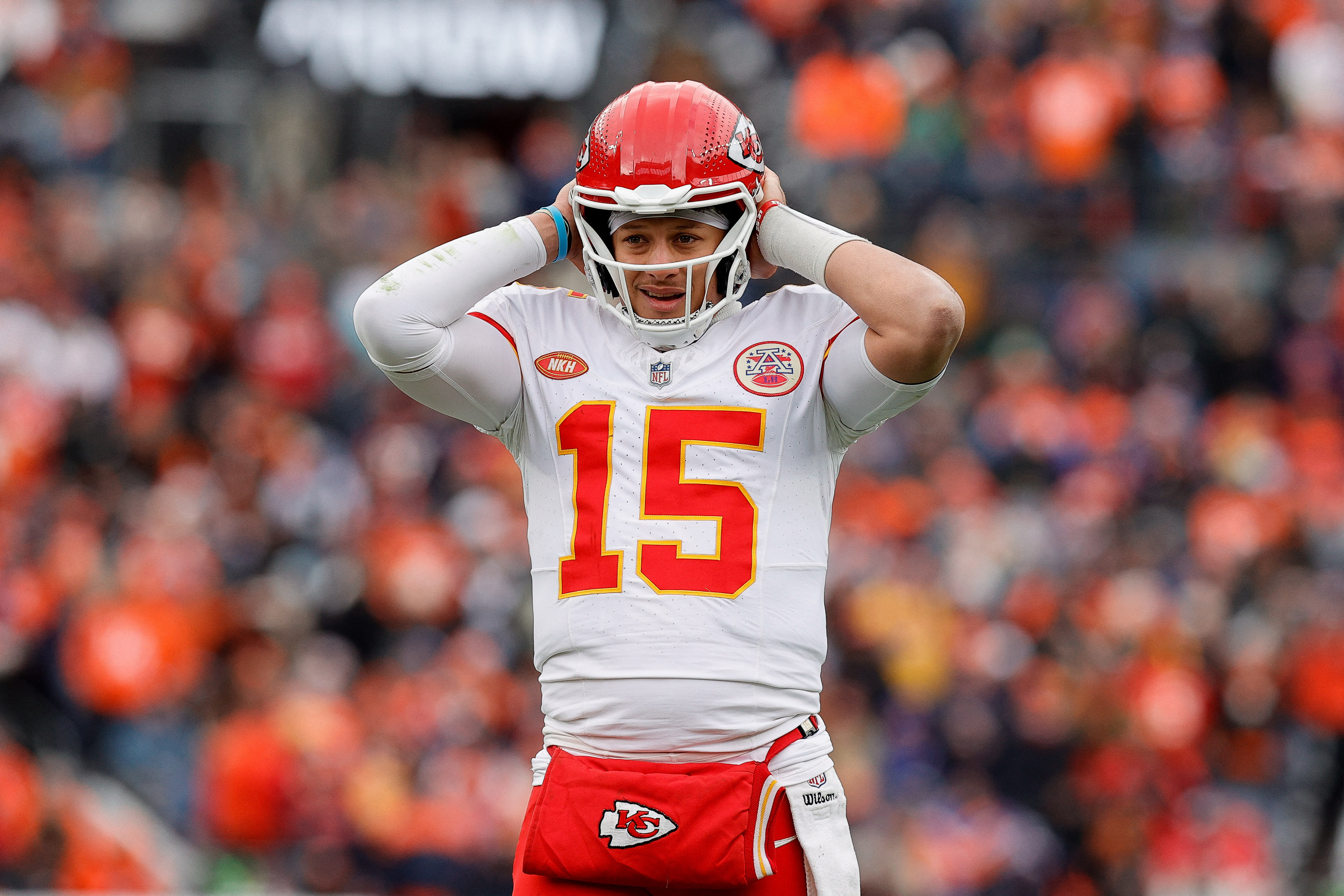 Thursday Night Football: Chiefs' 19-8 victory is 16th win in a row over  Broncos - NBC Sports