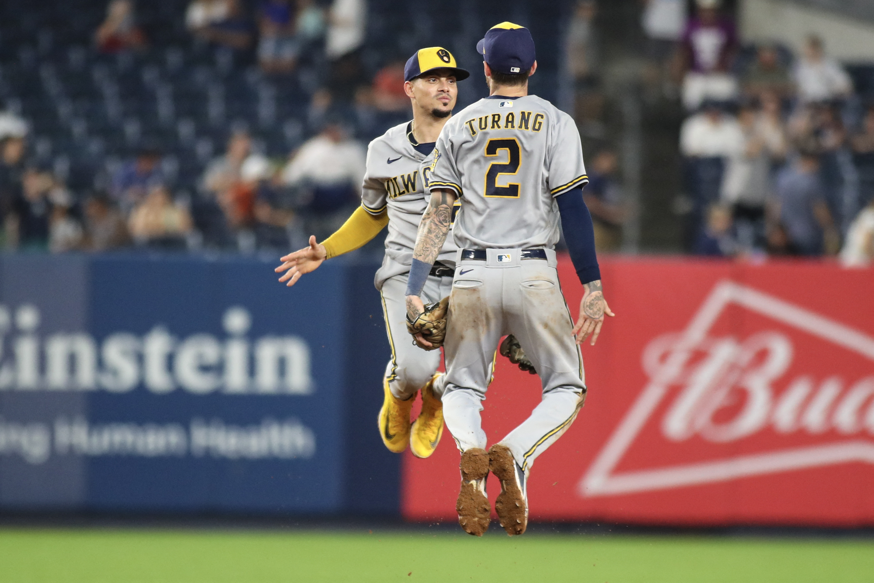 FLY THE L! Milwaukee Brewers are NL Central Champs