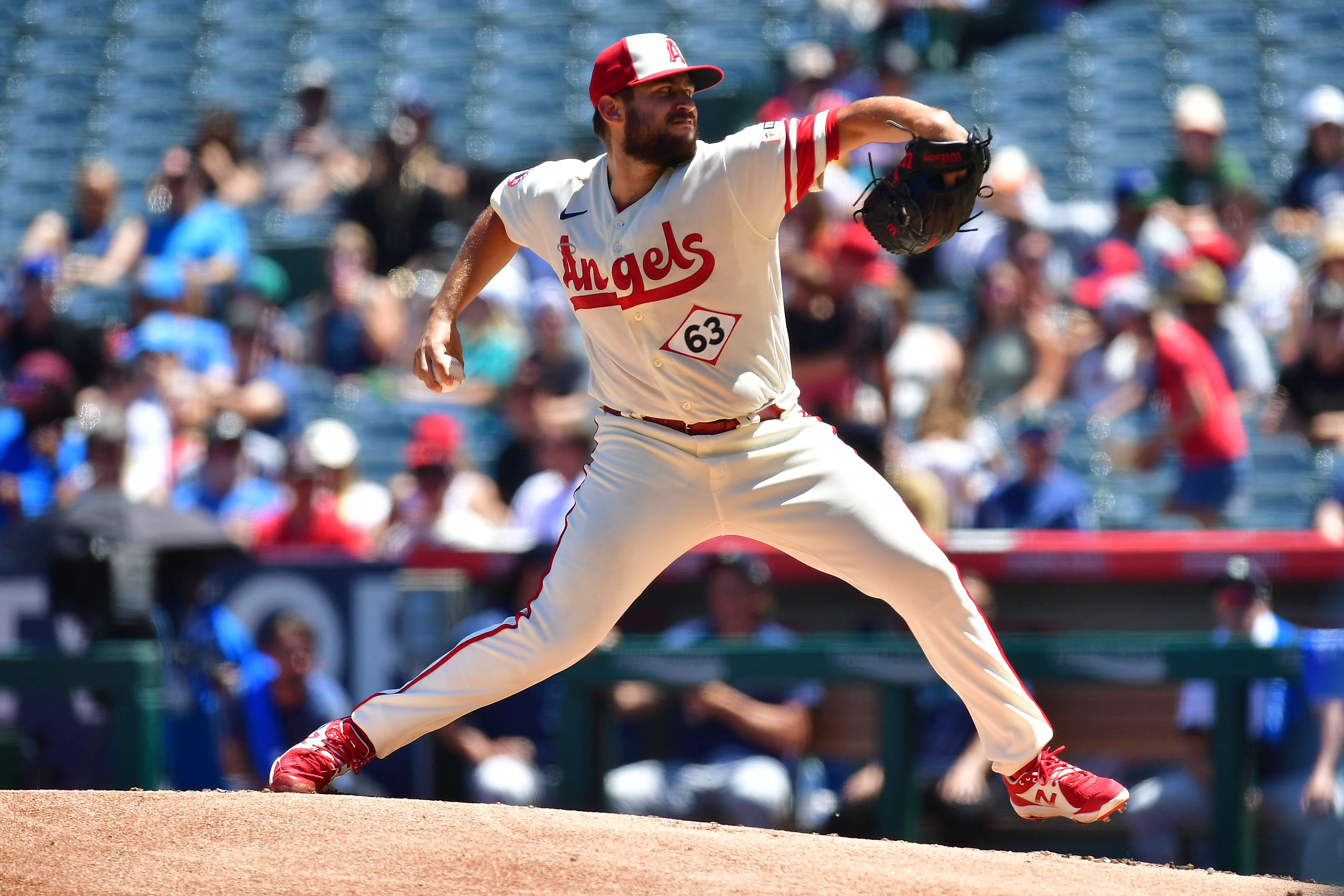 Eugenio Suárez delivers in 10th inning, Mariners sweep Angels with 3-2  victory