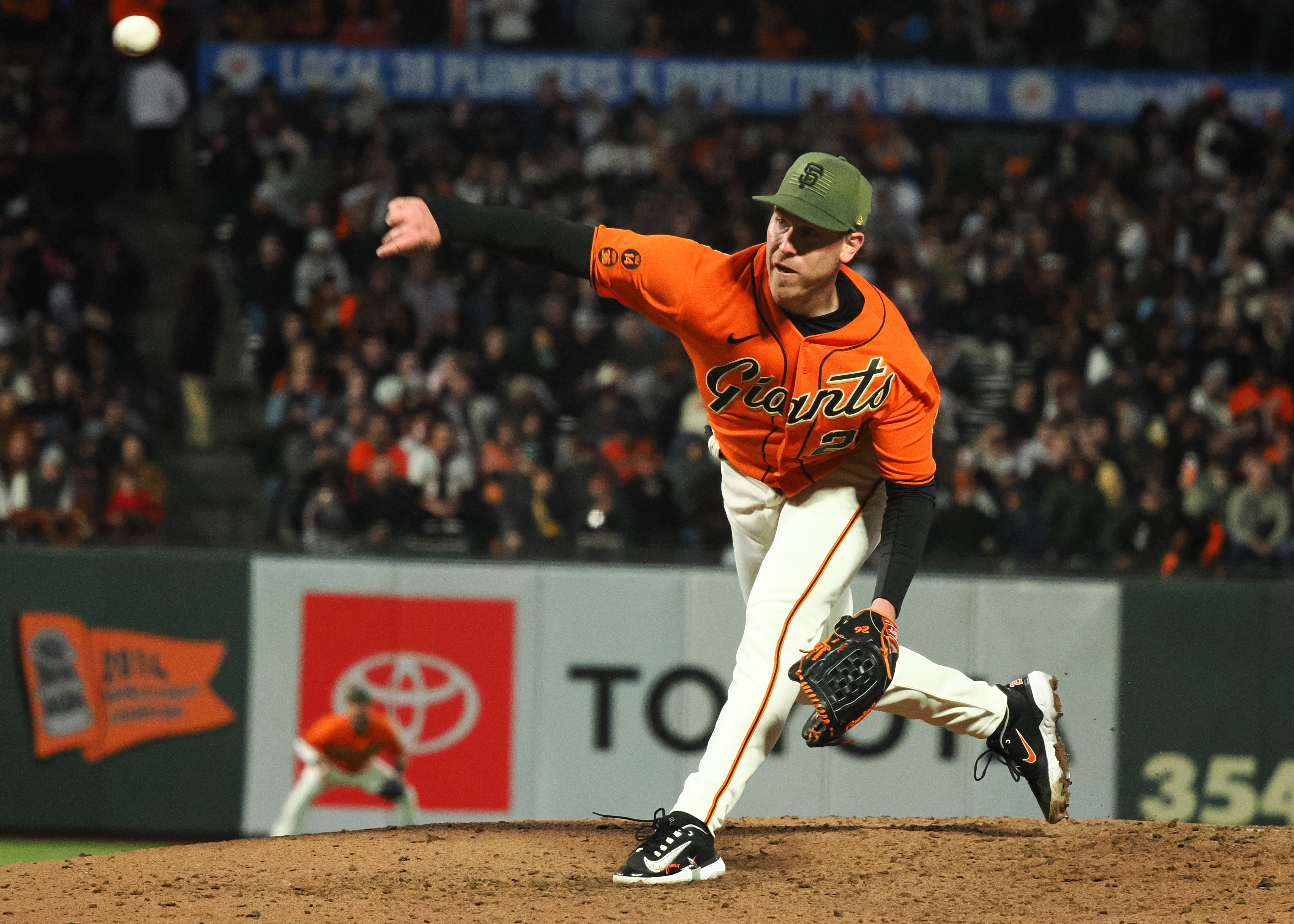 Jorge Soler's pinch-hit blast leads Marlins past Giants 4-3