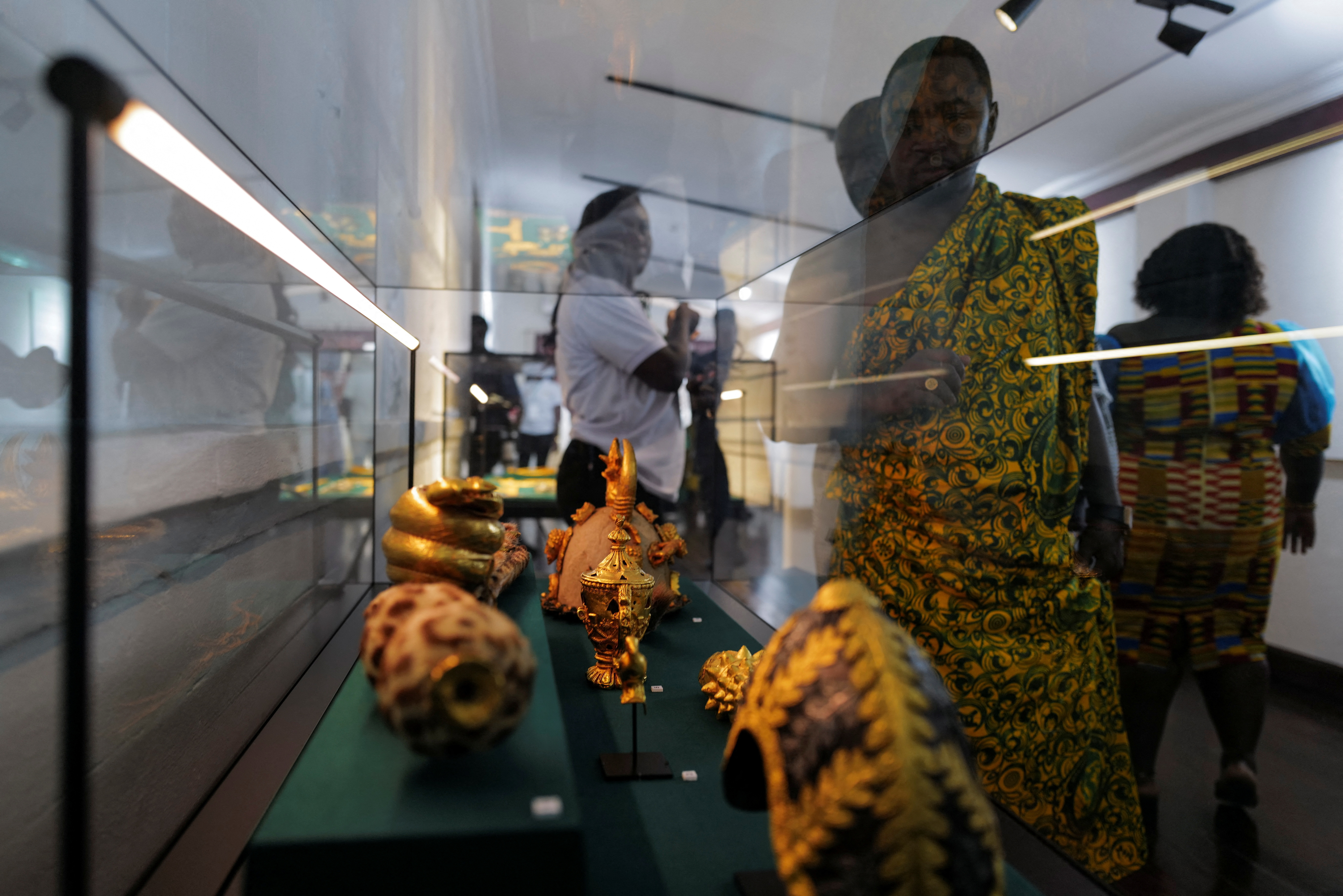 Ghana unveils looted treasures after 150 years abroad