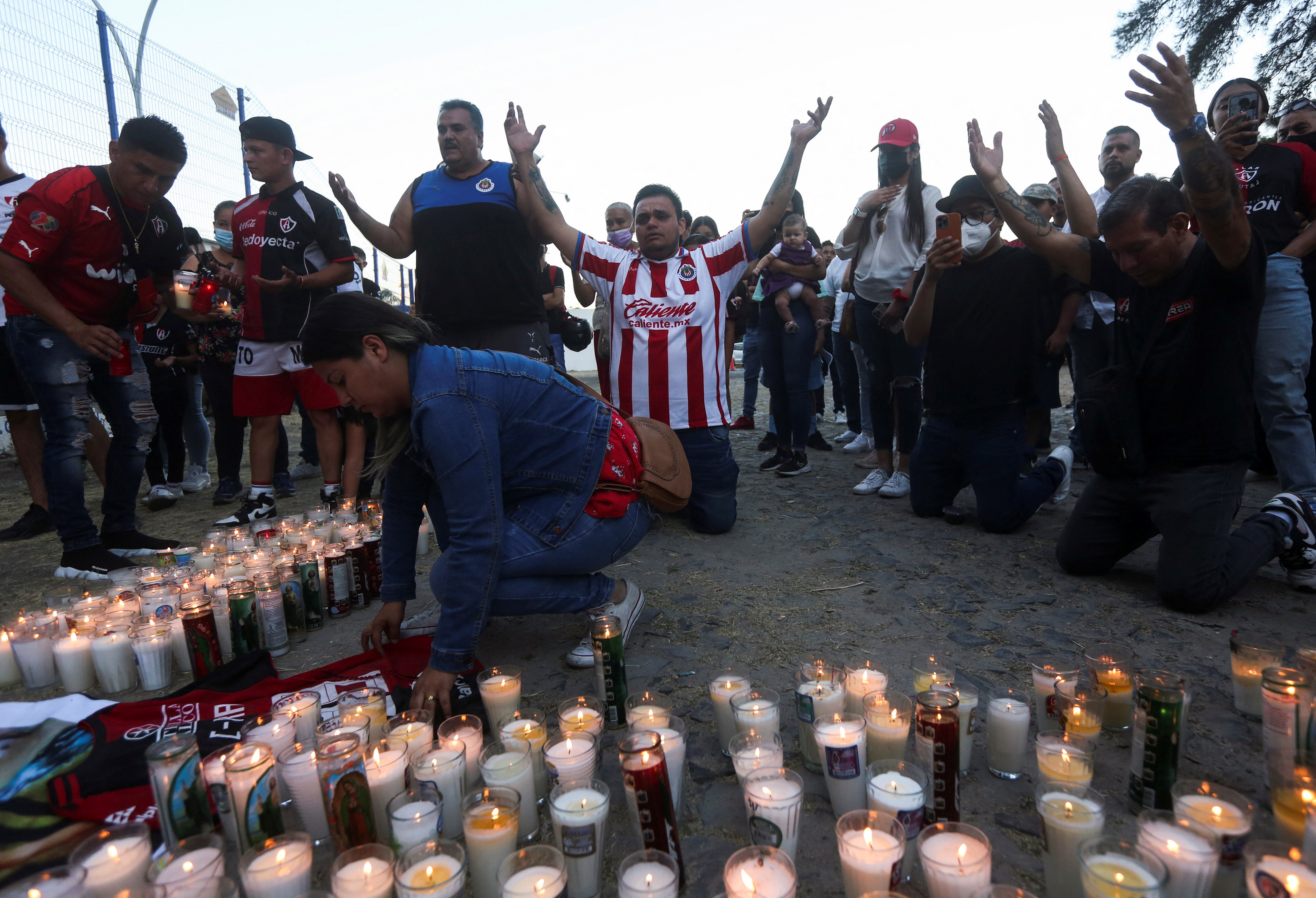 Fans brawl at Mexican soccer match leaves several in critical condition