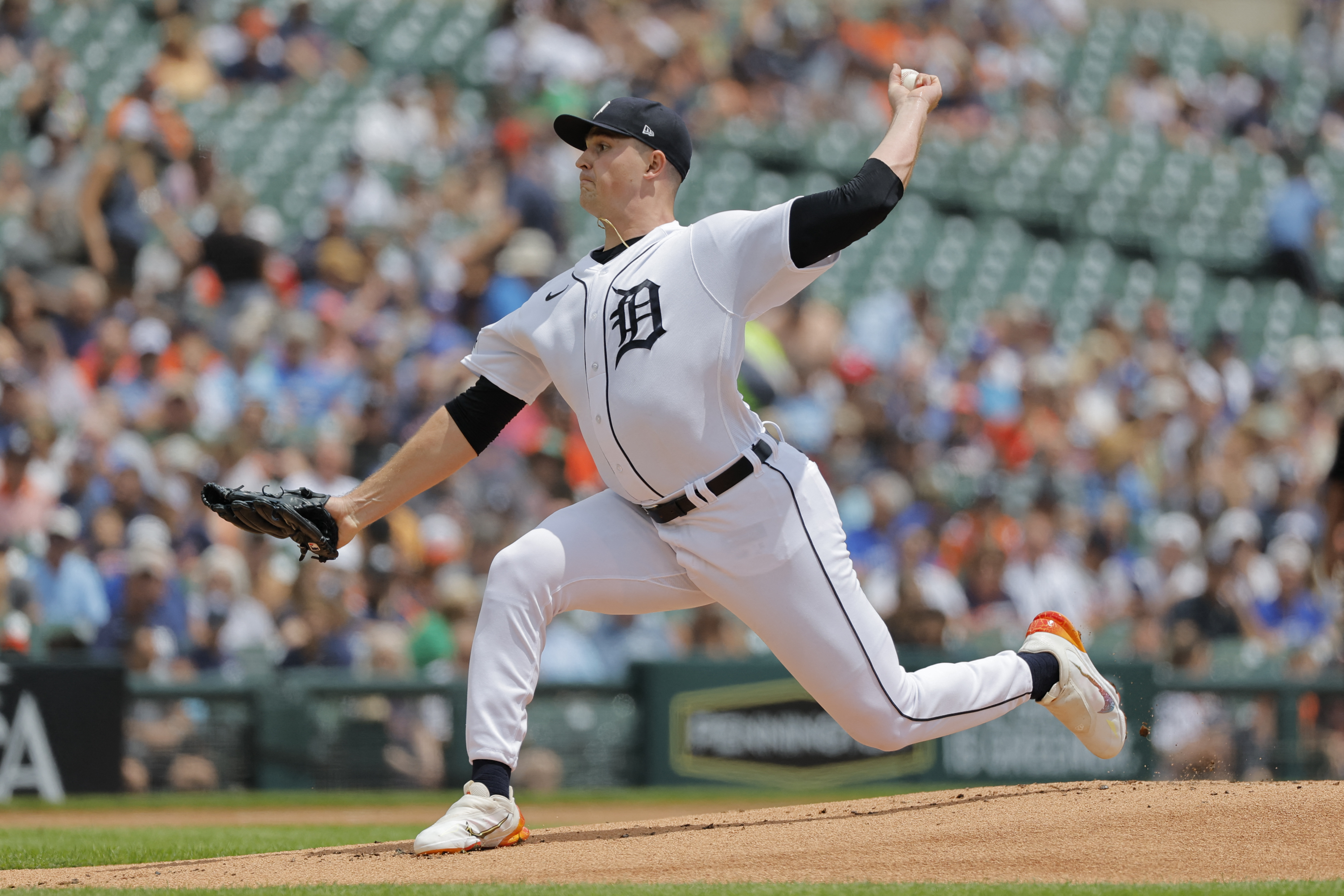 Blue Jays rally to beat Tigers in 10 innings