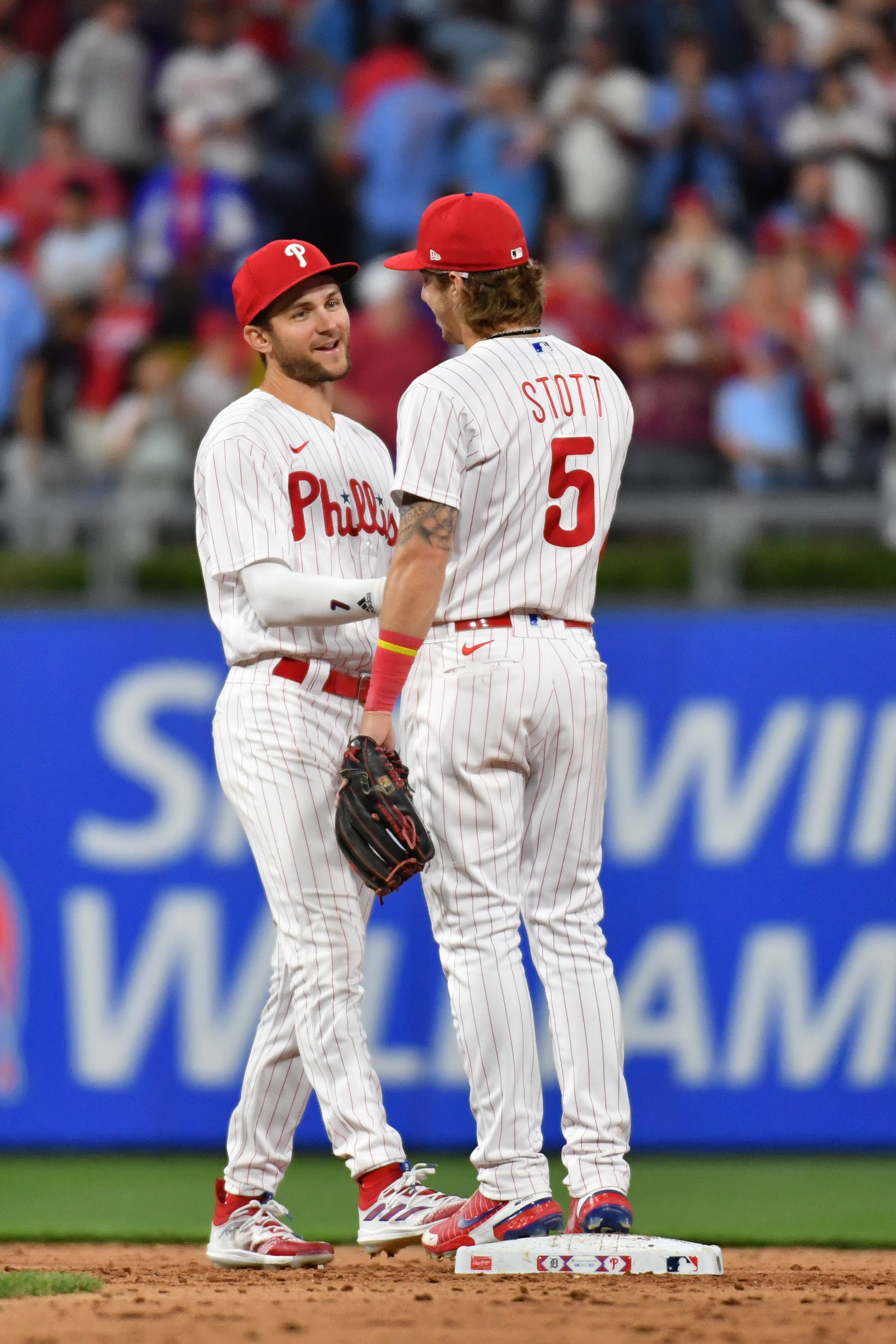 Aaron Nola flirts with no-hitter, still helps Phillies to 8-3 win over  Tigers, National Sports