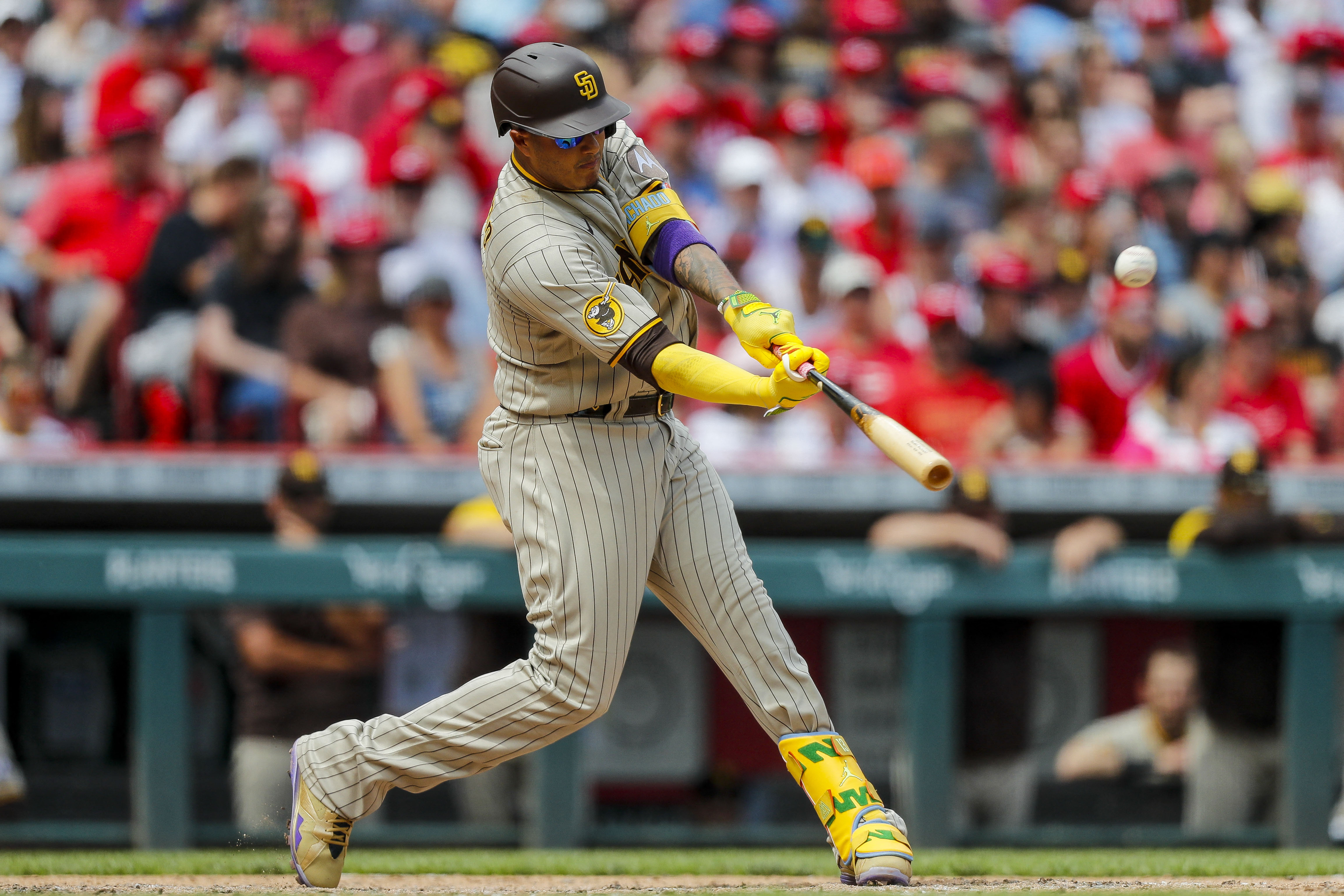 Juan Soto, Manny Machado shine as Padres pound Reds to stop skid - The San  Diego Union-Tribune