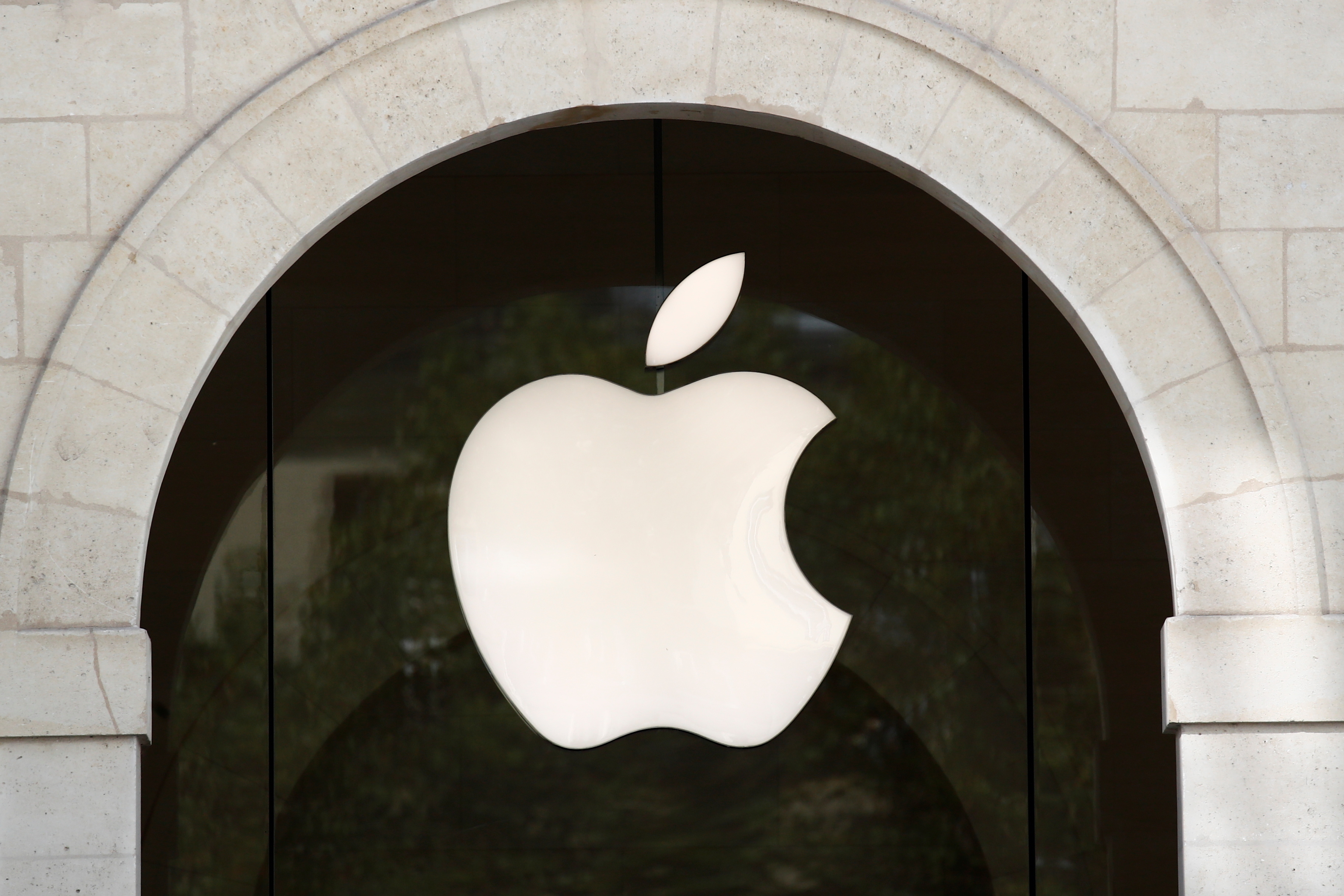 Apple logo at an Apple store in Paris
