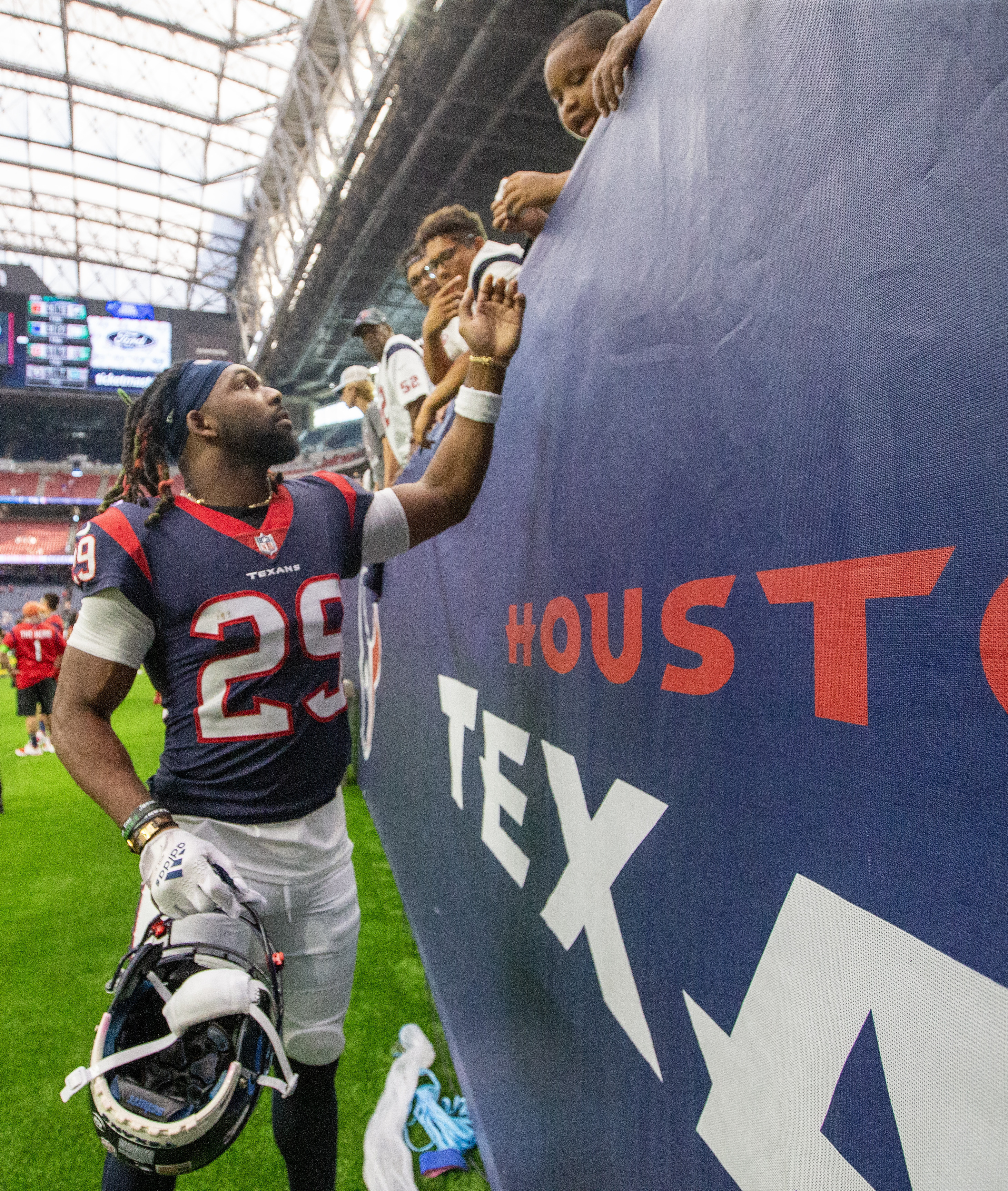 Dolphins drub Texans in record-setting rout