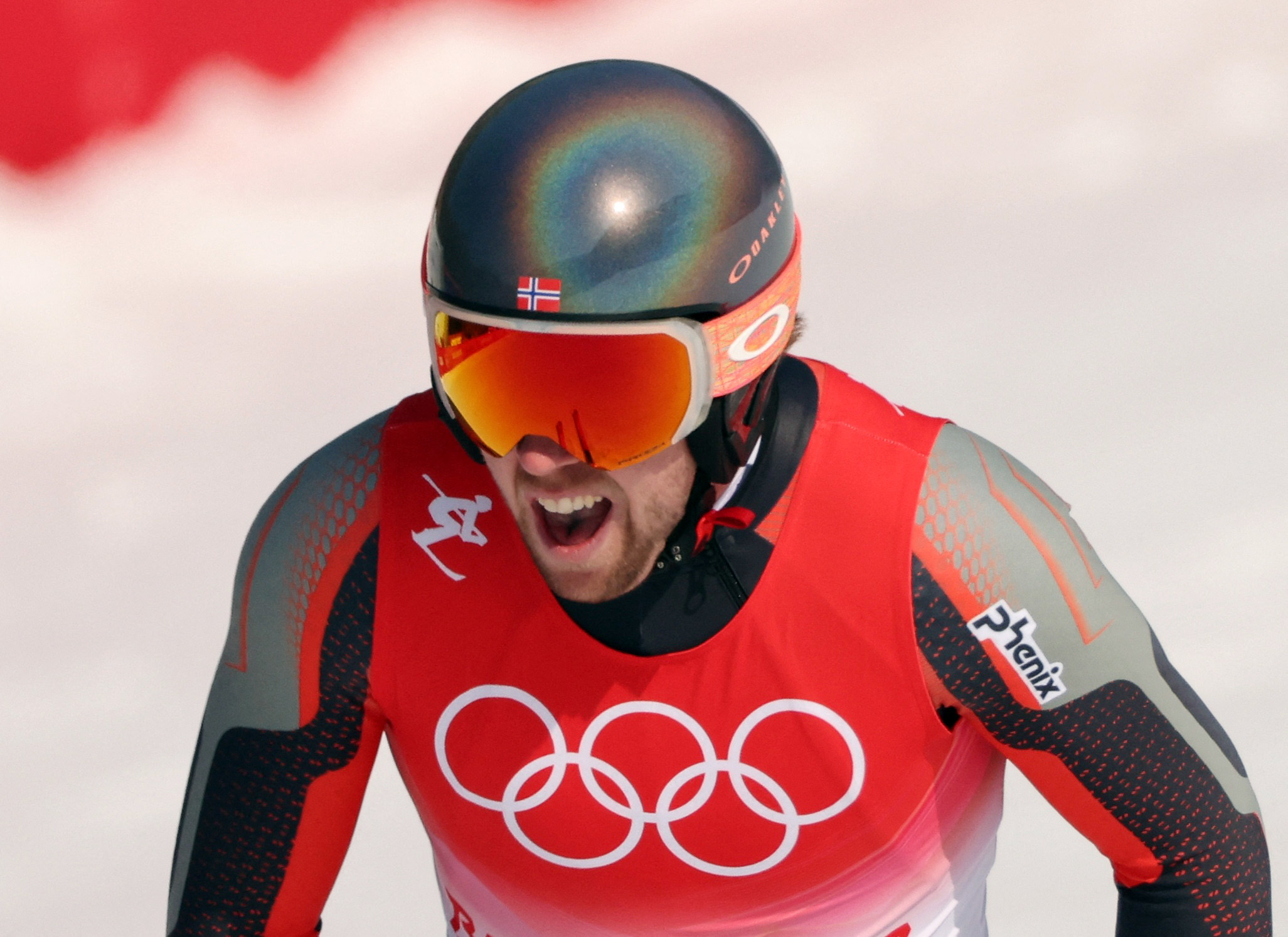 Alpine skiingStrolz follows in dad's footsteps with fairytale combined