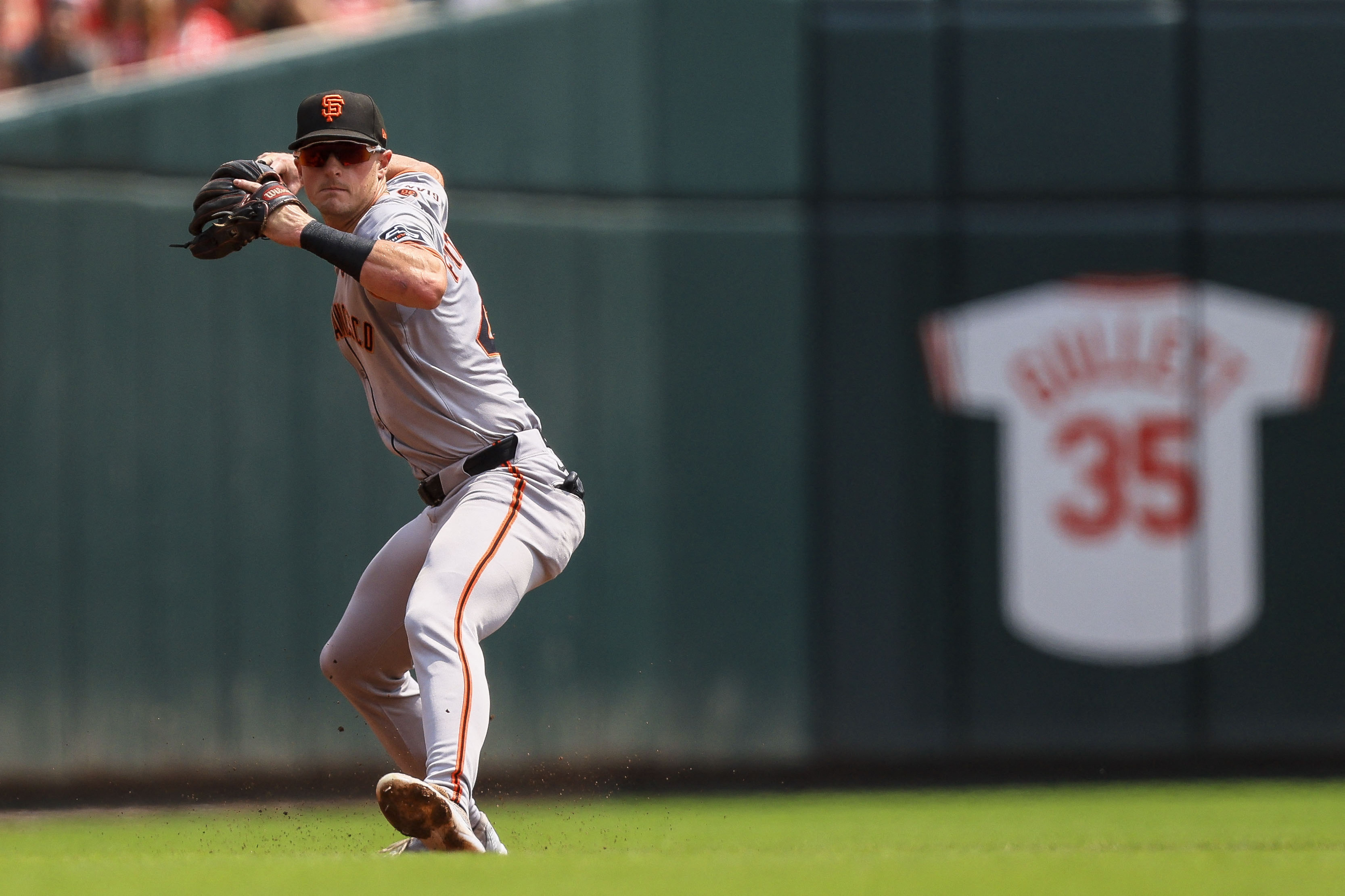 Robbie Ray wins again as Giants turn back Reds | Reuters