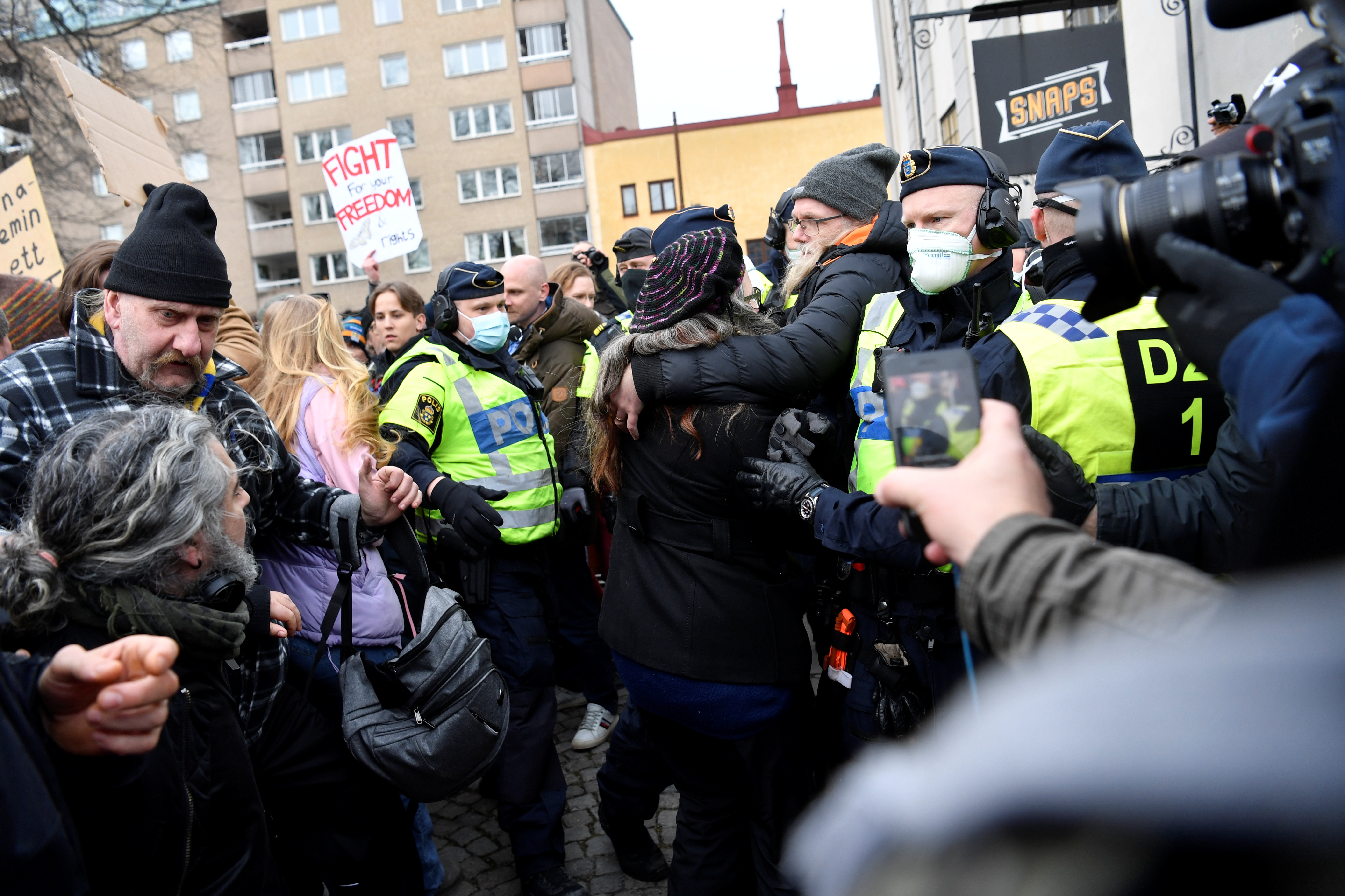Protest in defiance of a ban on large gatherings, in Stockholm
