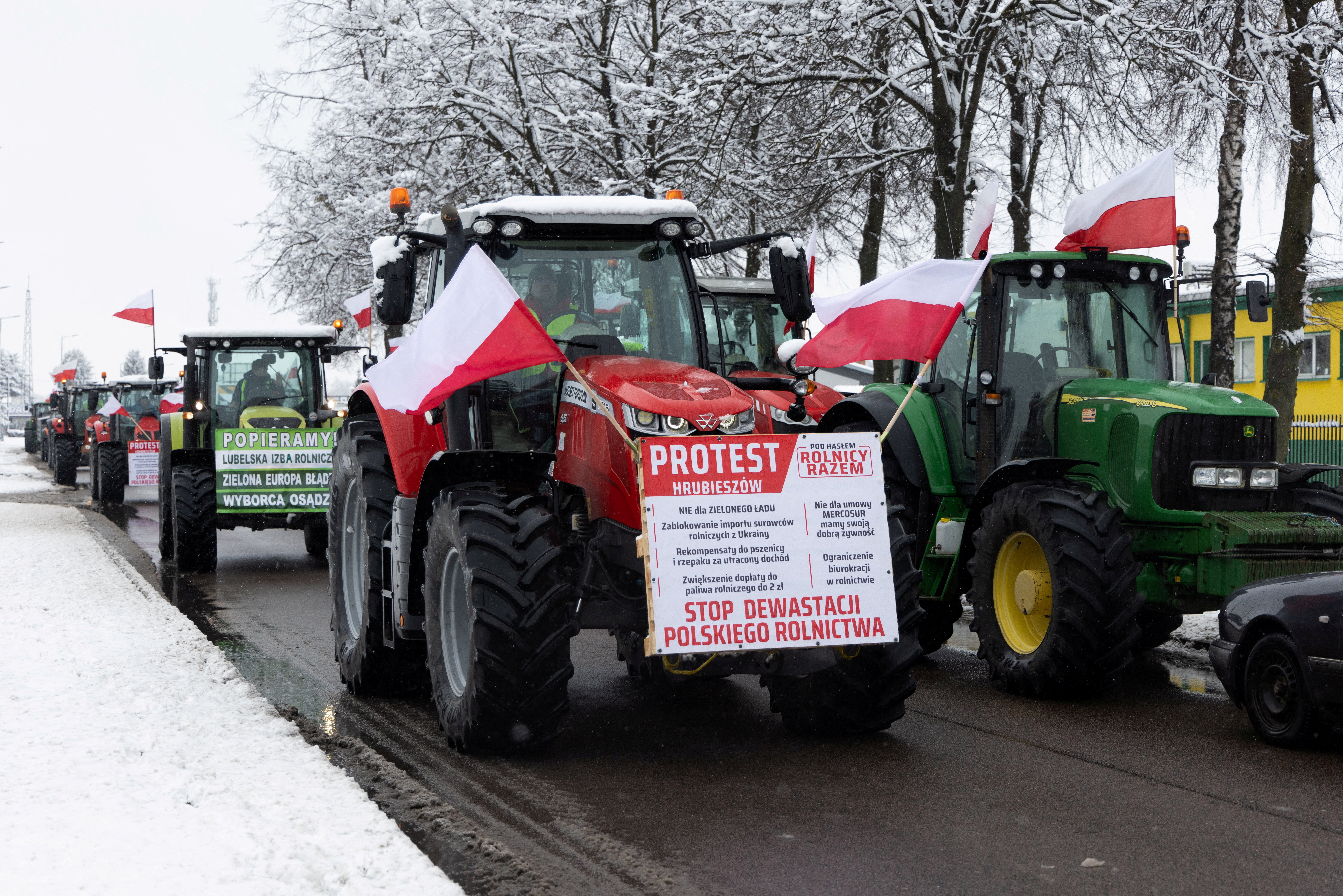 Los agricultores polacos protestan en Hrubieszow