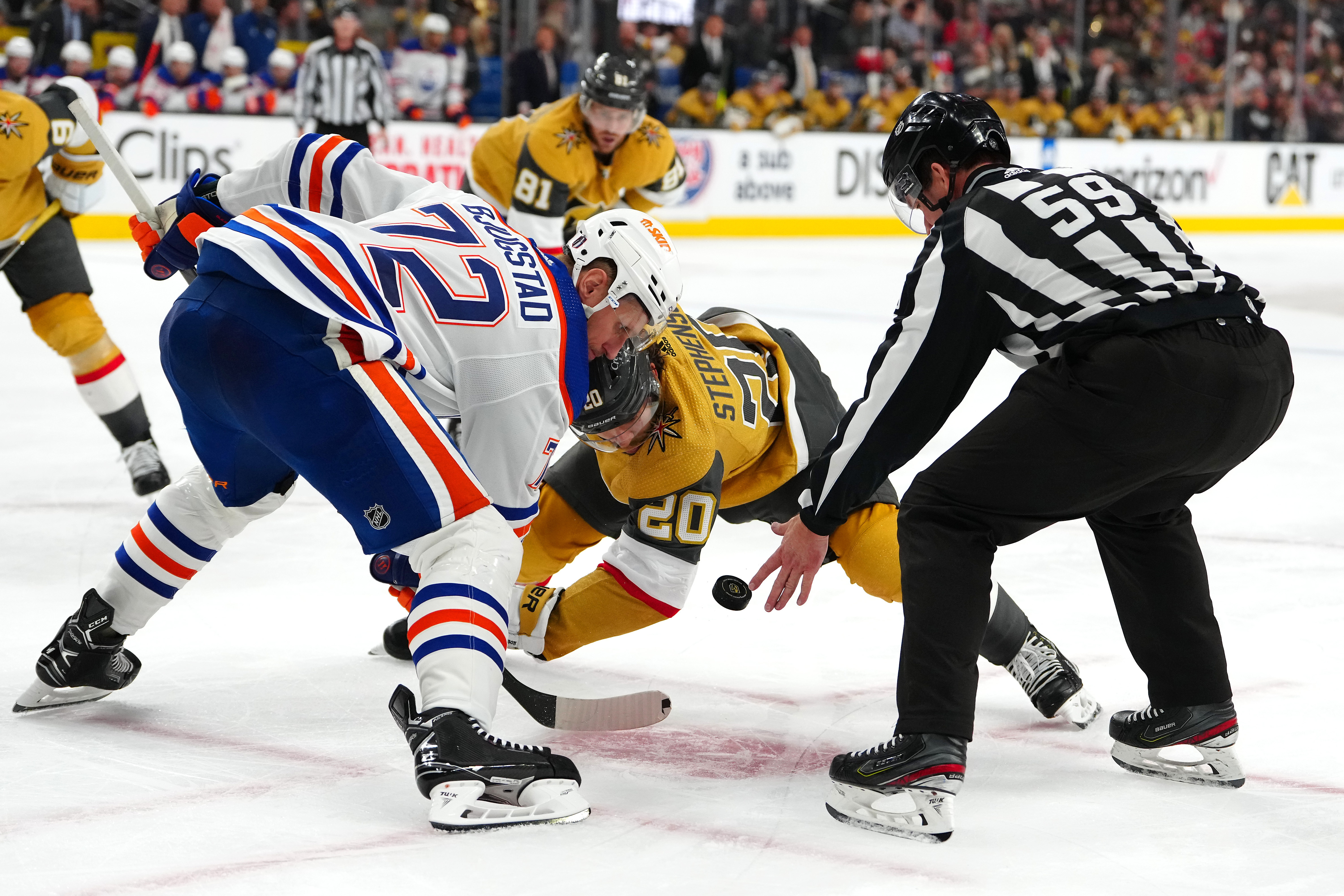 Edmonton Oilers Face Difficult Decisions on Right Wing