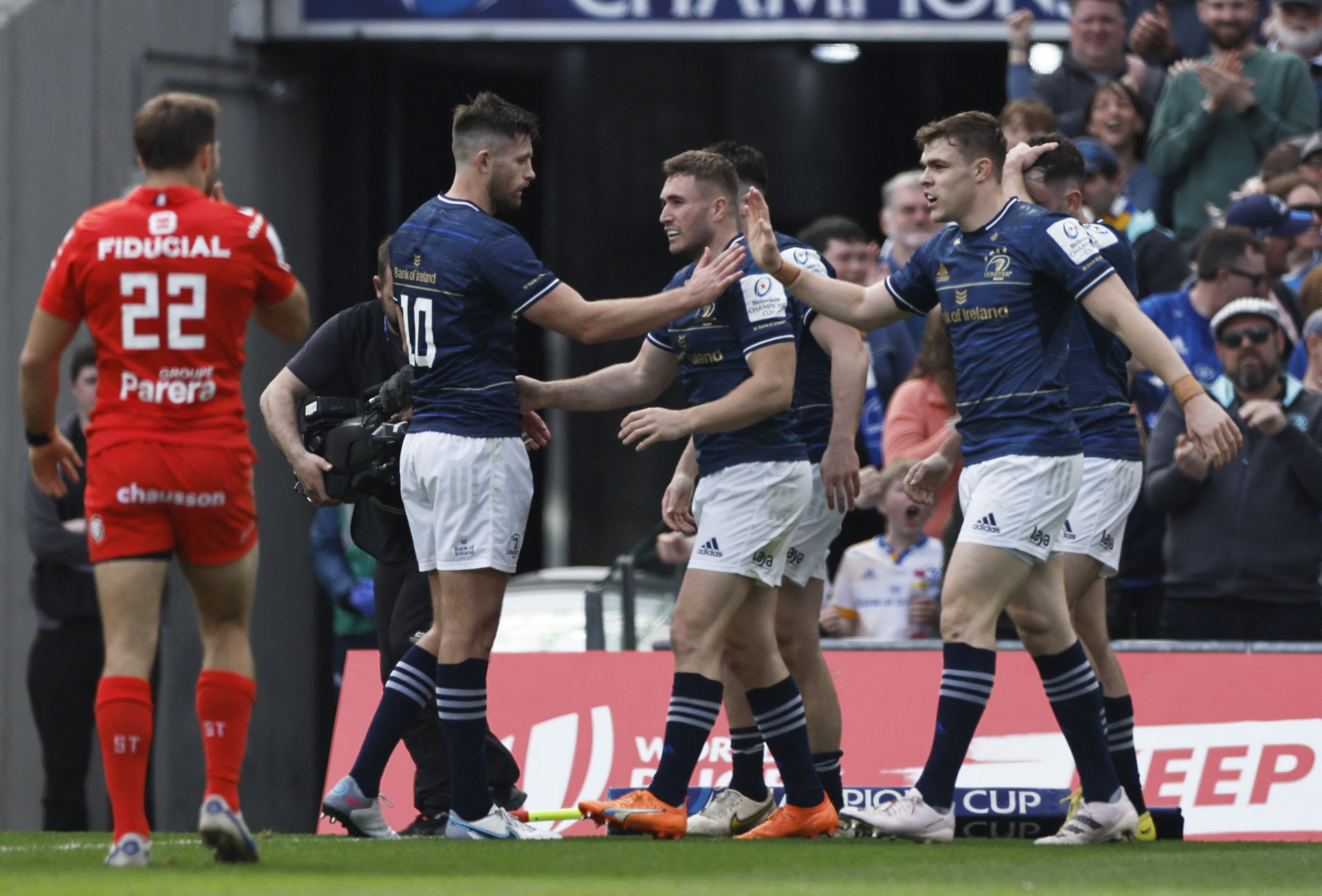 Leinster, Toulouse Face English Duo In Champions Cup Semi-finals | Reuters