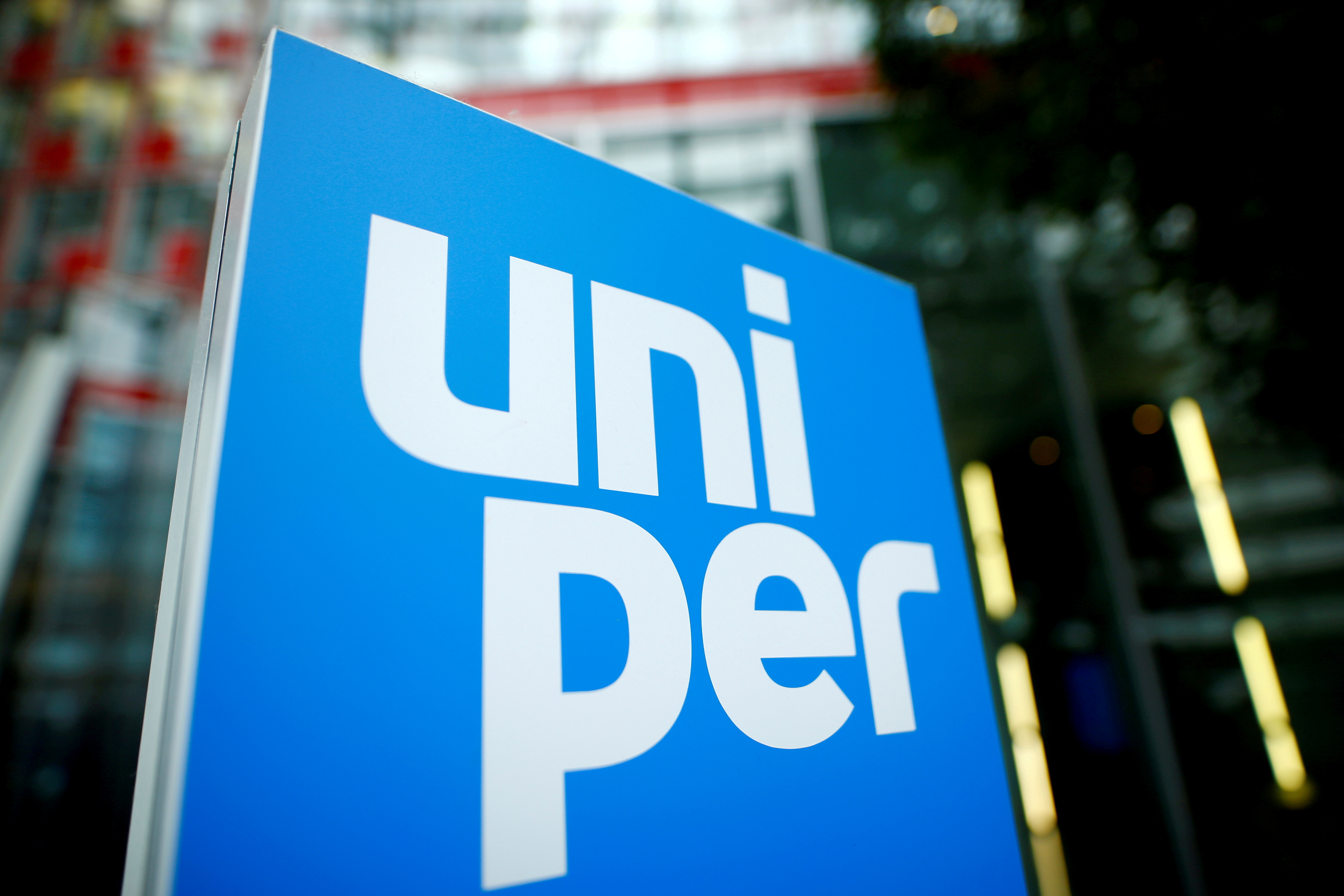 The logo of German energy utility company Uniper SE pictured at  the company's headquarters in Duesseldorf, Germany, March 10, 2020. REUTERS/Thilo Schmuelgen