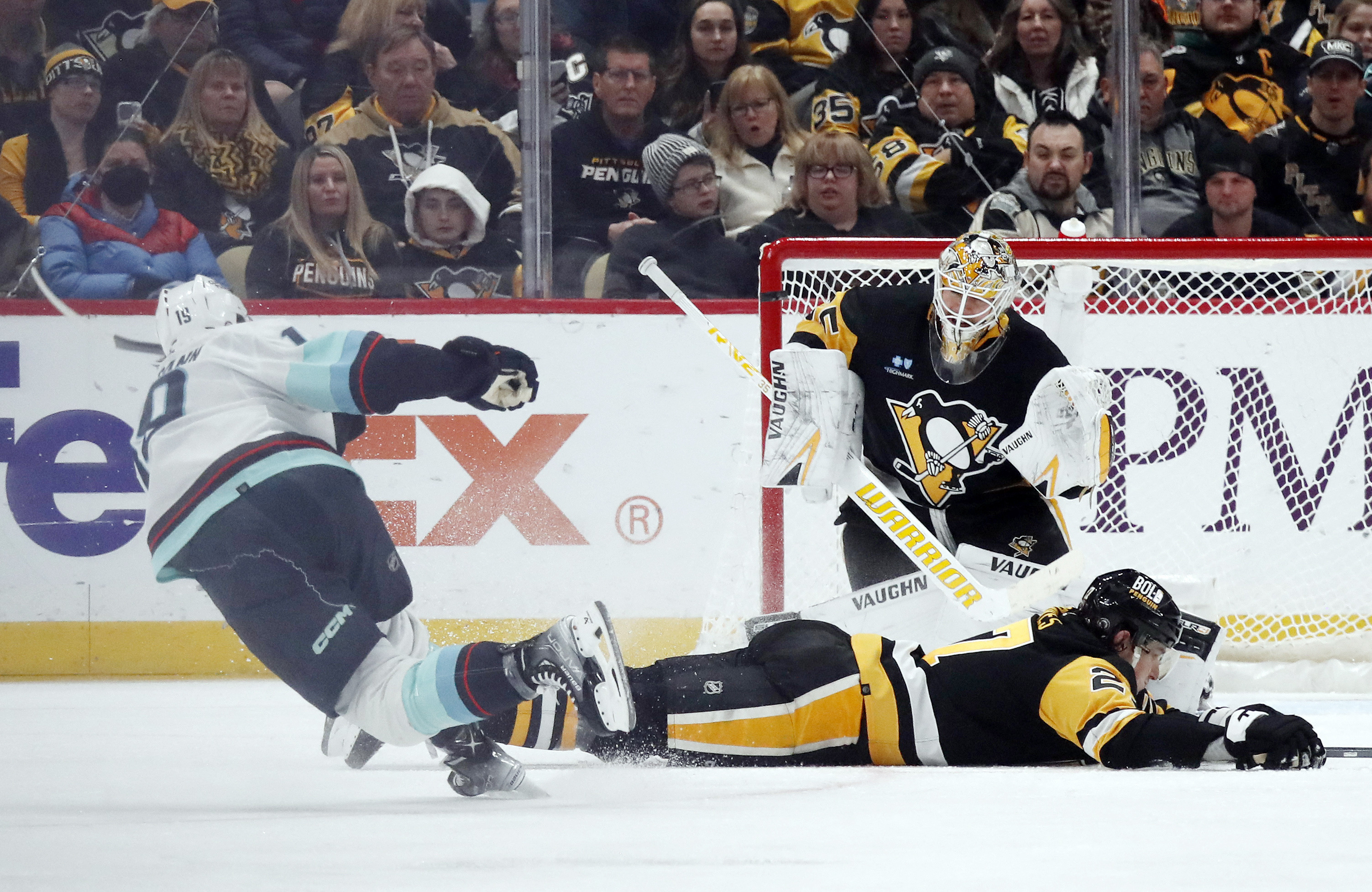 Tristan Jarry, Sidney Crosby Help Penguins Snap Kraken's Win Streak ...