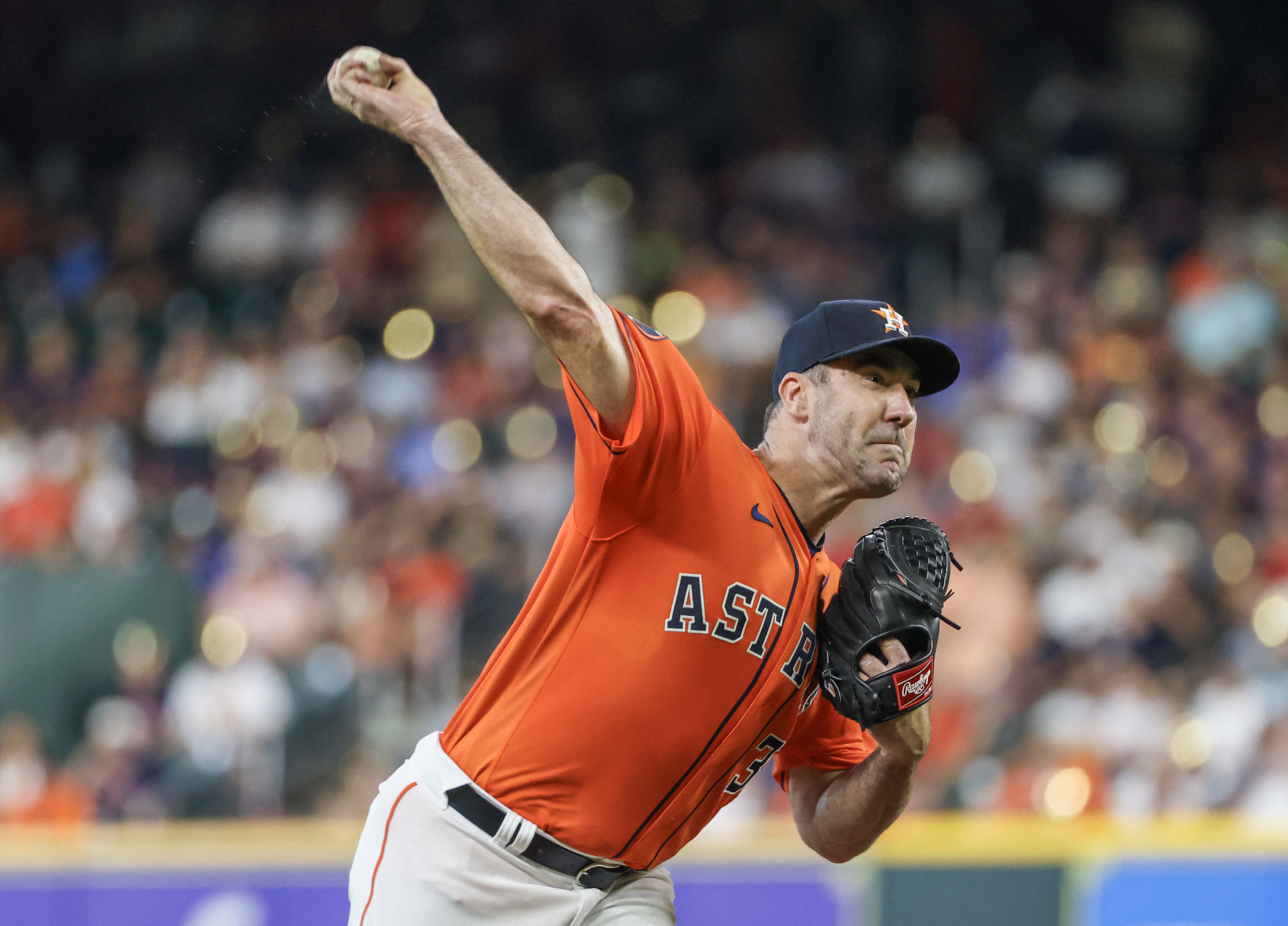 Yainer Diaz bashes way to Astros record in standout season