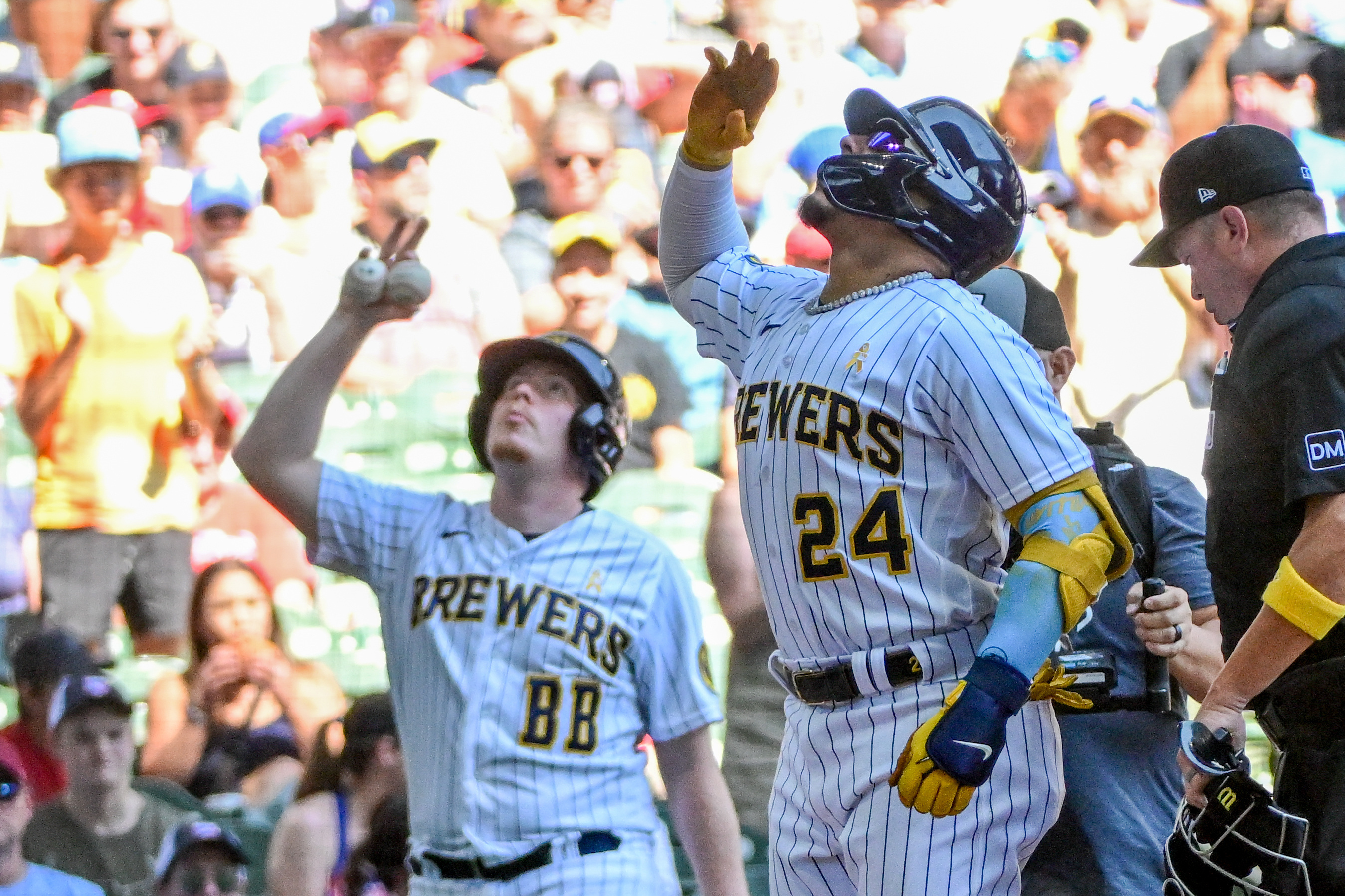 Bohm, Realmuto hit back-to-back homers as Phillies rally for 4-2 victory  over Brewers