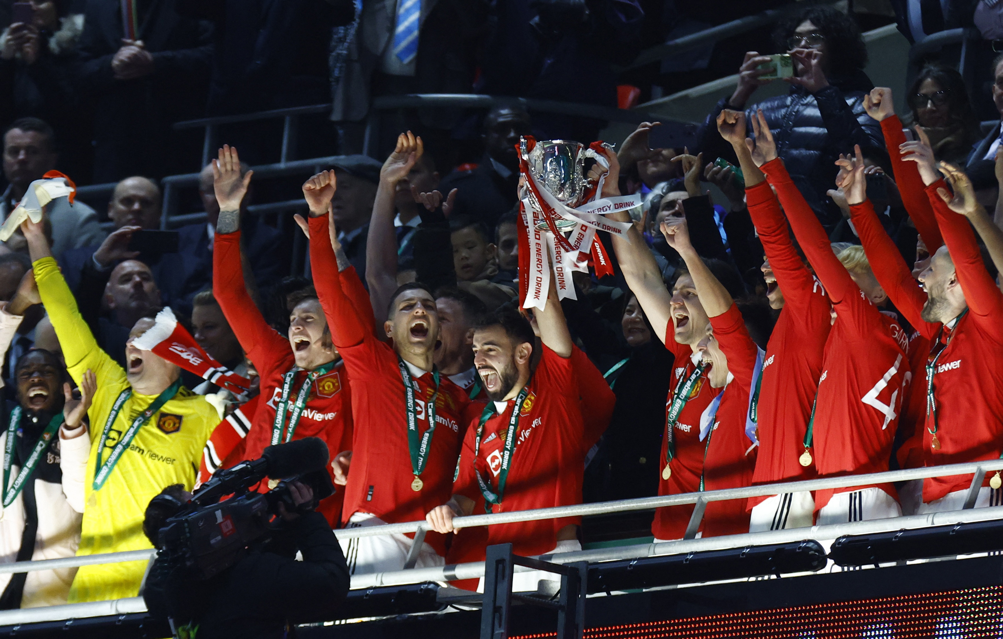 Manchester United raises annual forecast amid Champions League return