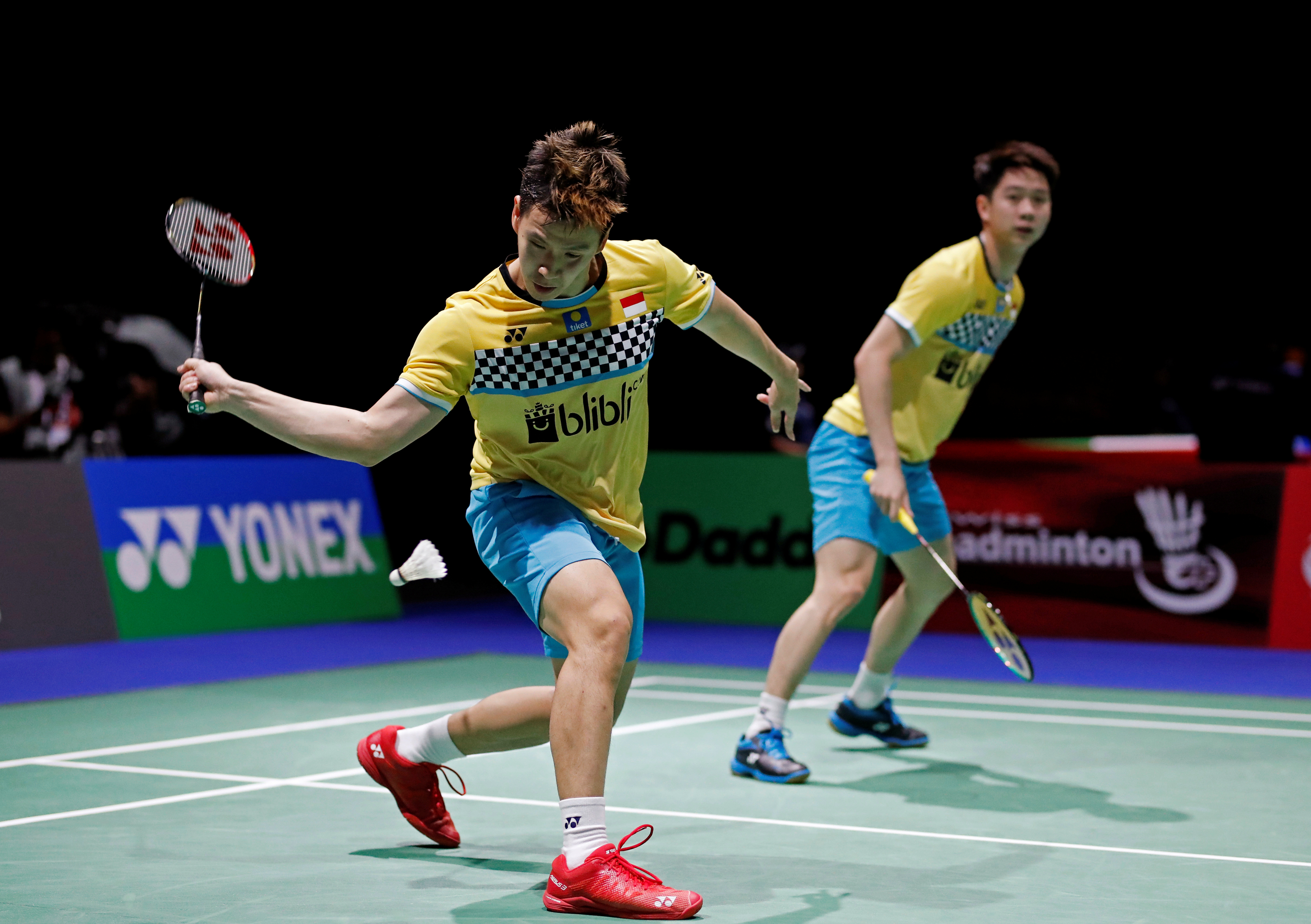 Minions badminton the Malaysia knocks