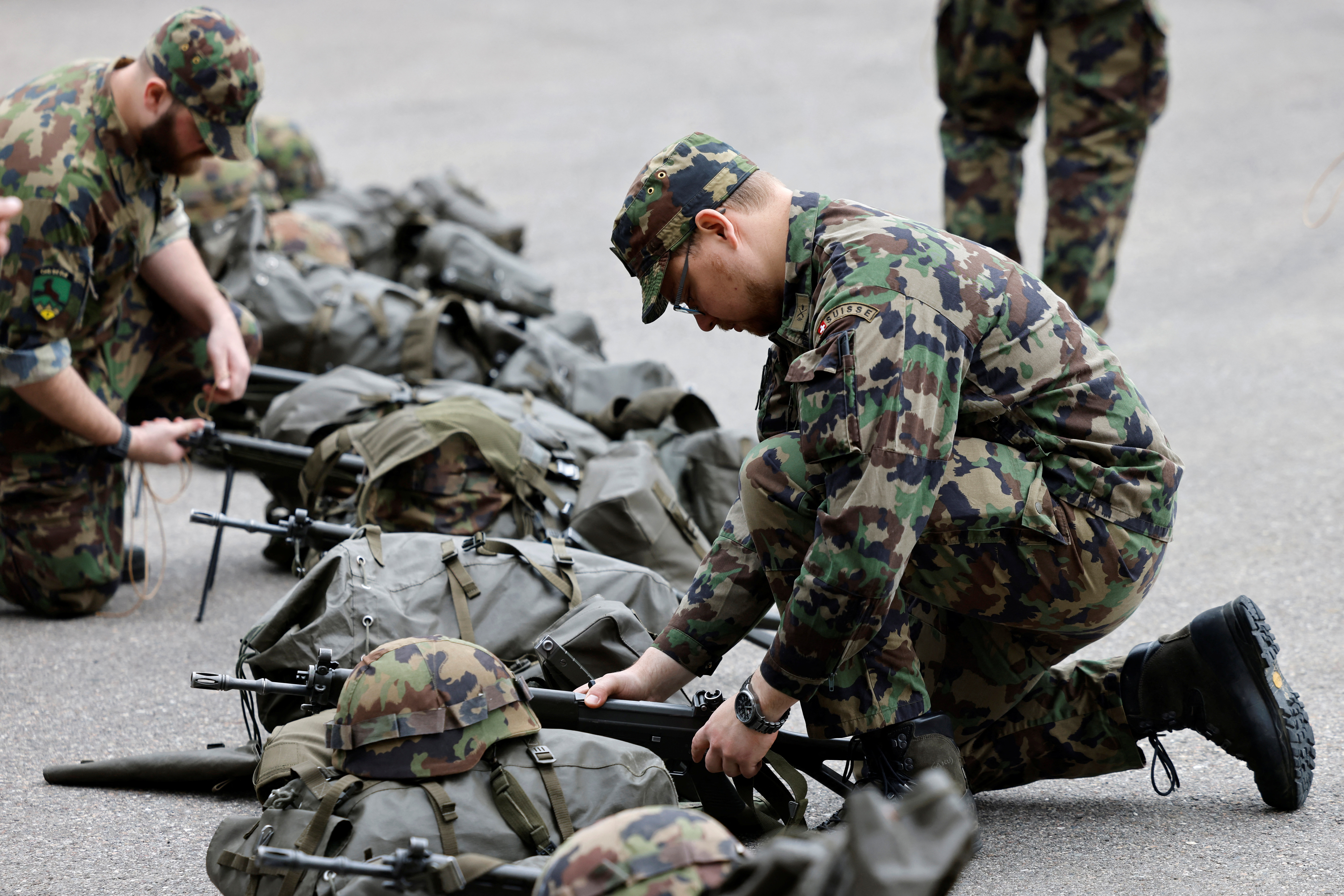 Swiss Army ramps up drone defence systems after sightings 