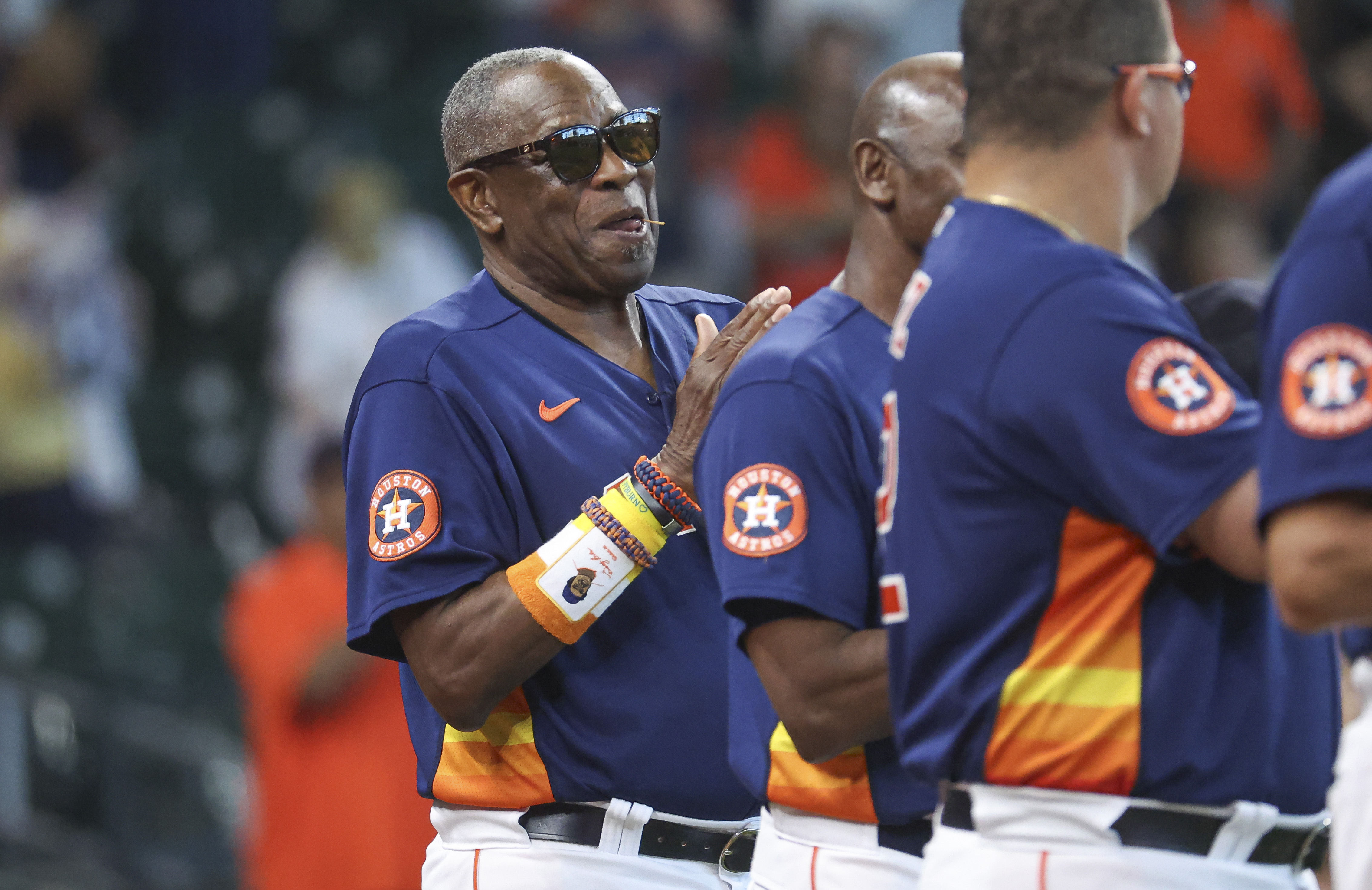 Astros slump continues with sweep by Royals; Houston clinging to