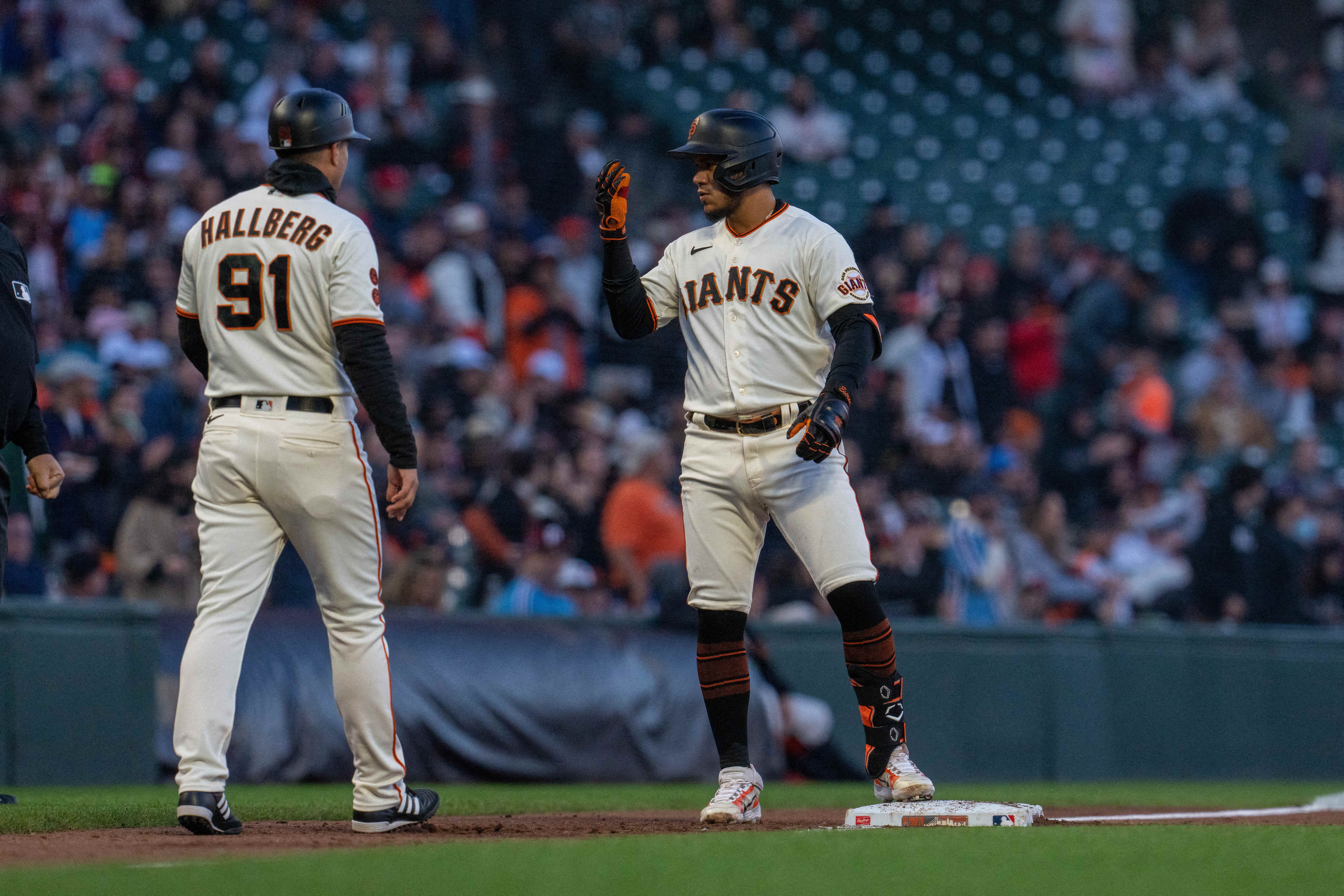 San Francisco Giants, Philadelphia Phillies among MLB teams