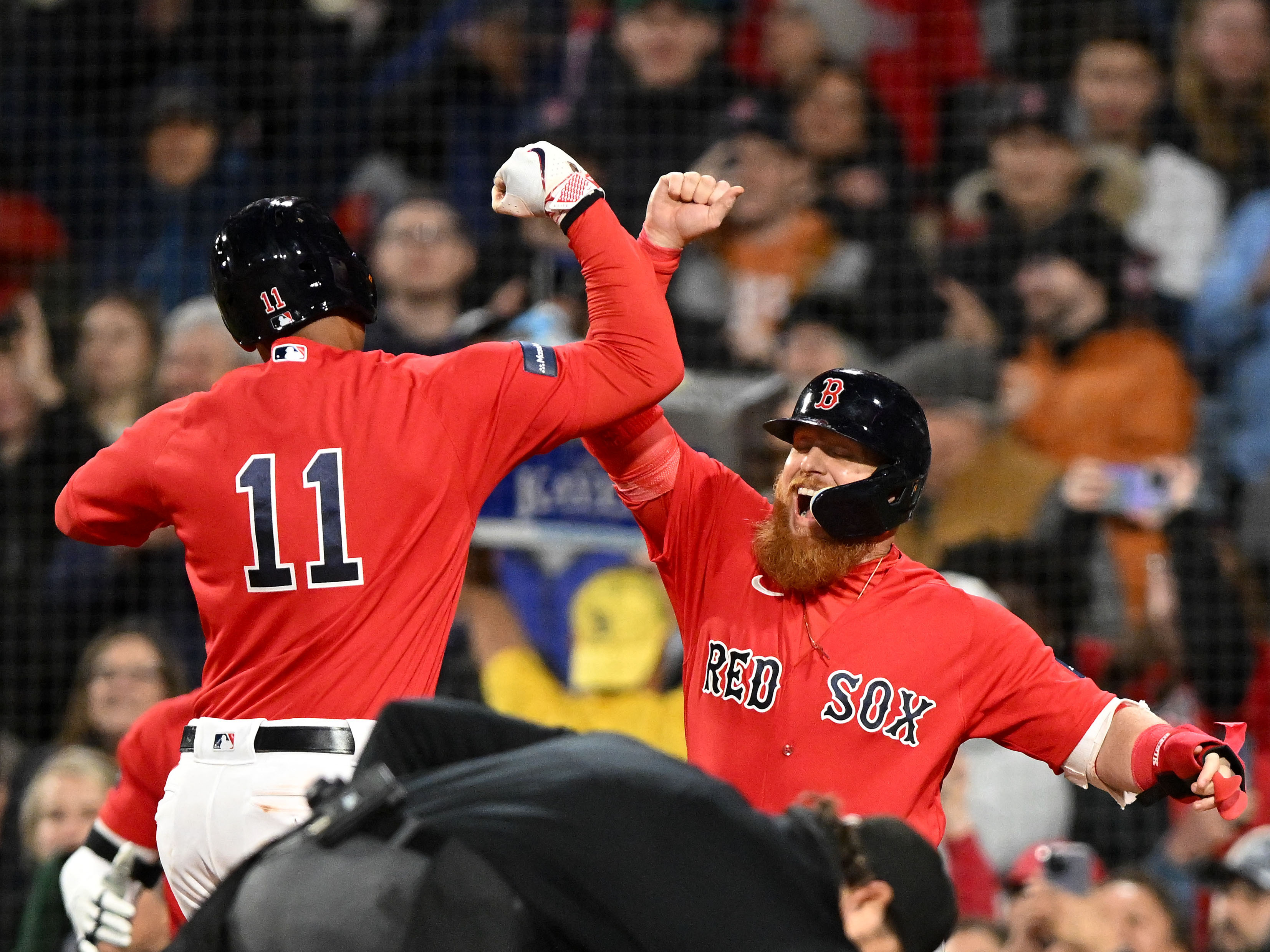 Red Sox bats deliver 11-5 rout for 4-game sweep of Jays