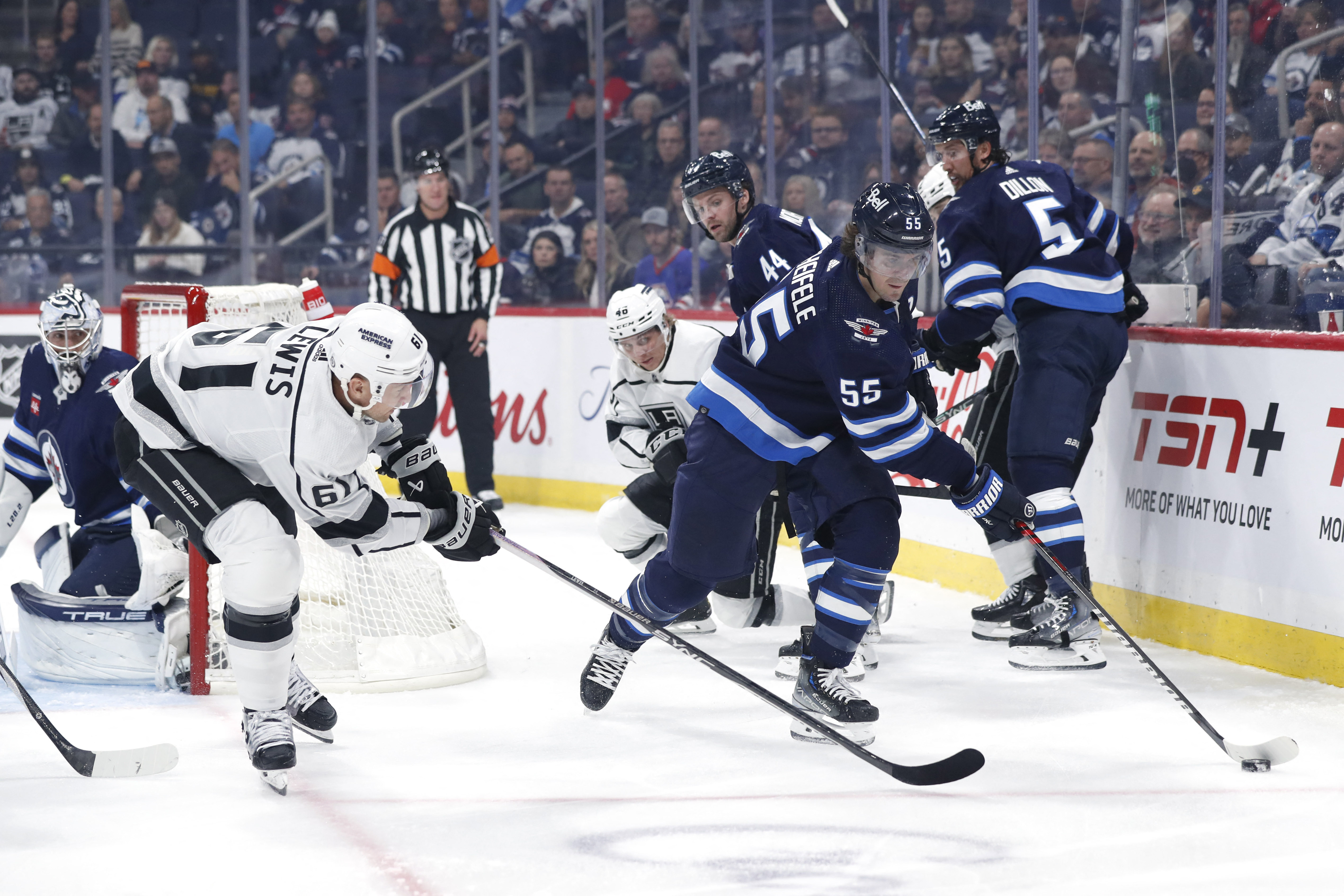 Cam Talbot, Trevor Moore carry Kings to 1st win of season, 5-1 over Jets