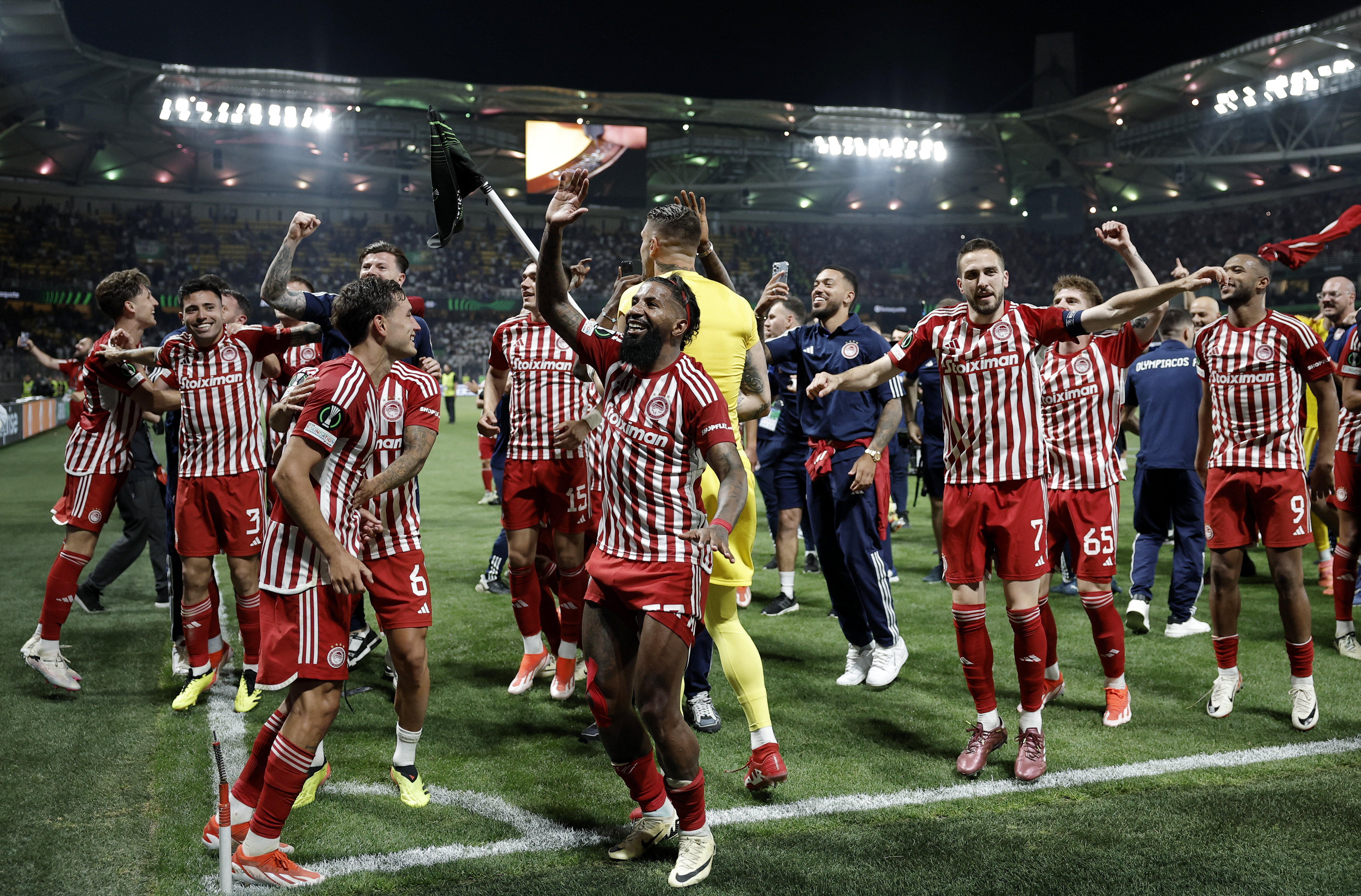 Olympiakos beat Fiorentina in extra time to win Europa Conference League |  Reuters