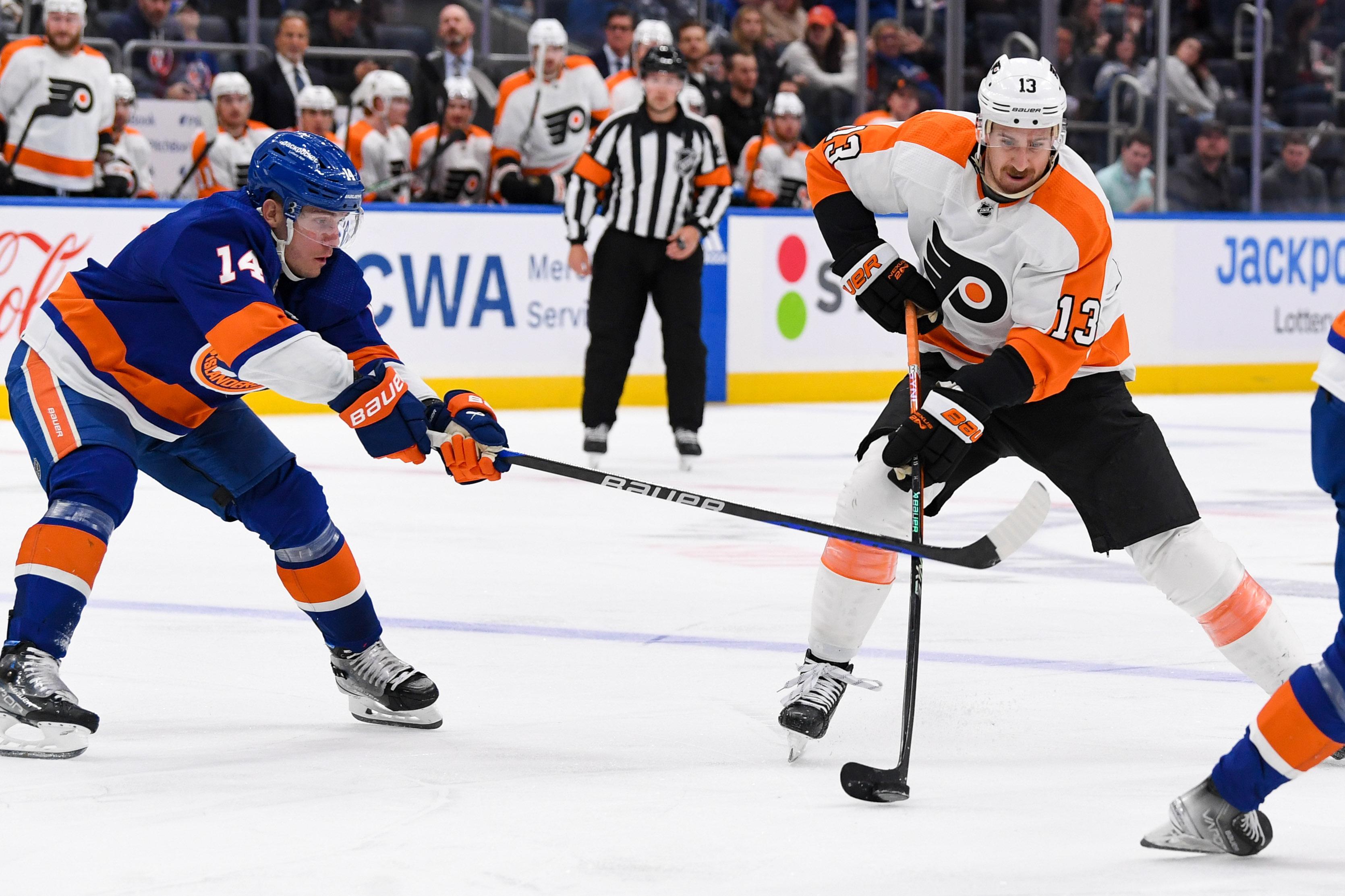 Ilya Sorokin, Islanders shut out Flyers to stay in wild-card fight ...