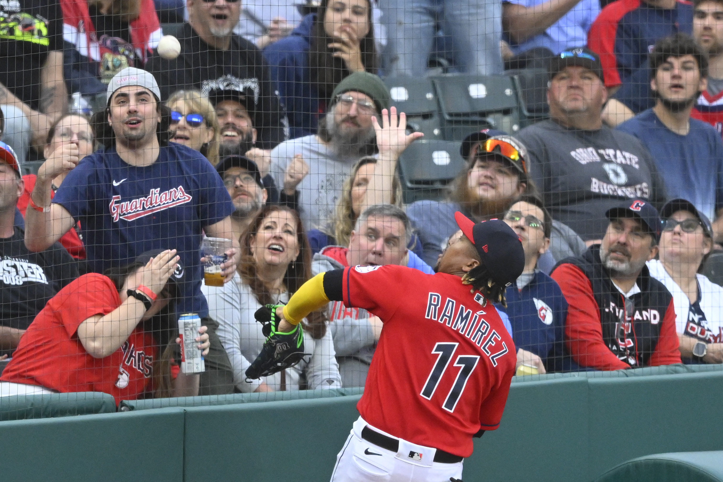 Guardians storm back in 8th to stun Angels 8-6